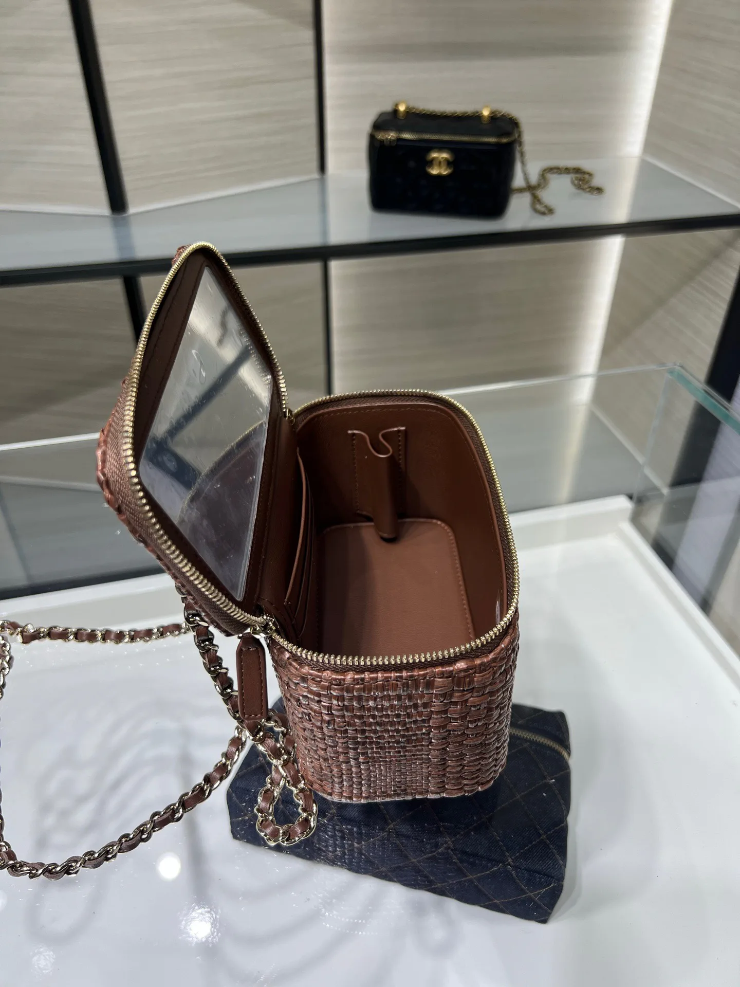 Women's Classic Handbags CHANEL 17827286