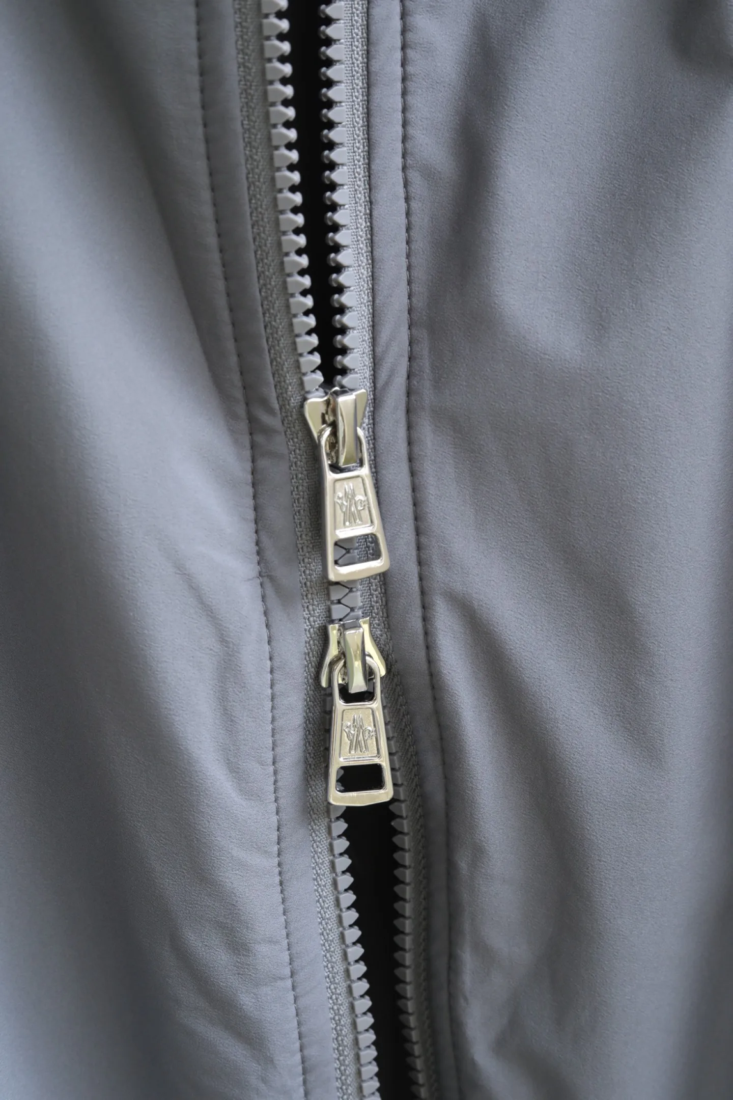Men's Jackets And Down Jackets MONCLER 18140051