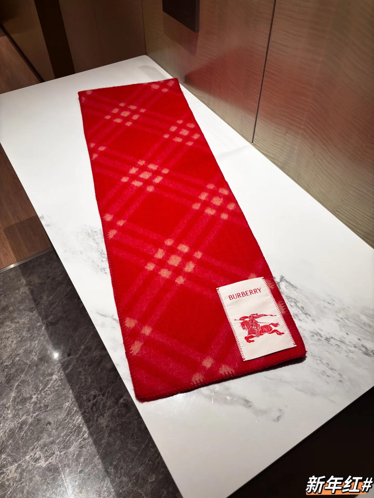 Scarves BURBERRY 18507380