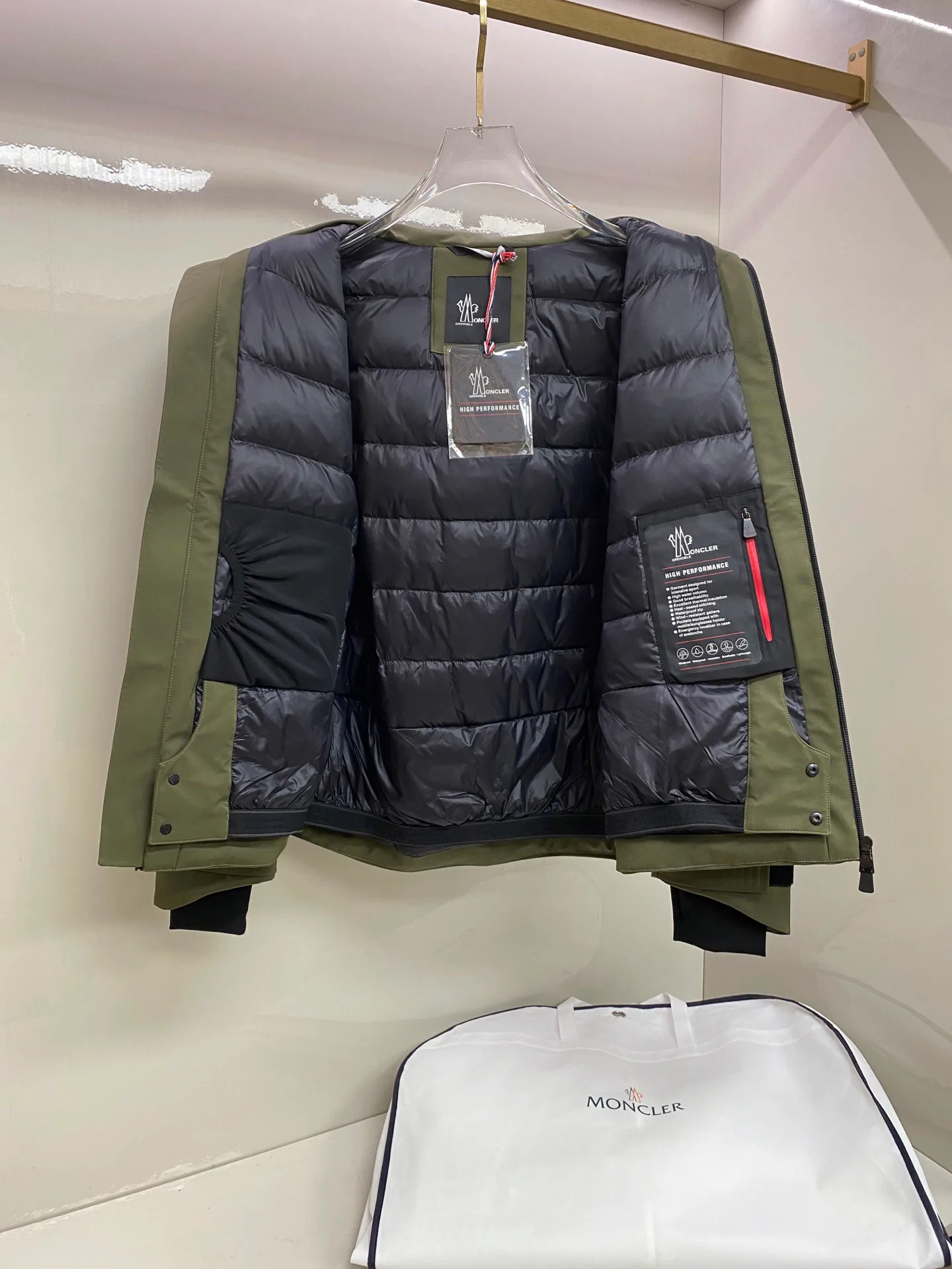 Men's Jackets And Down Jackets MONCLER 18029227