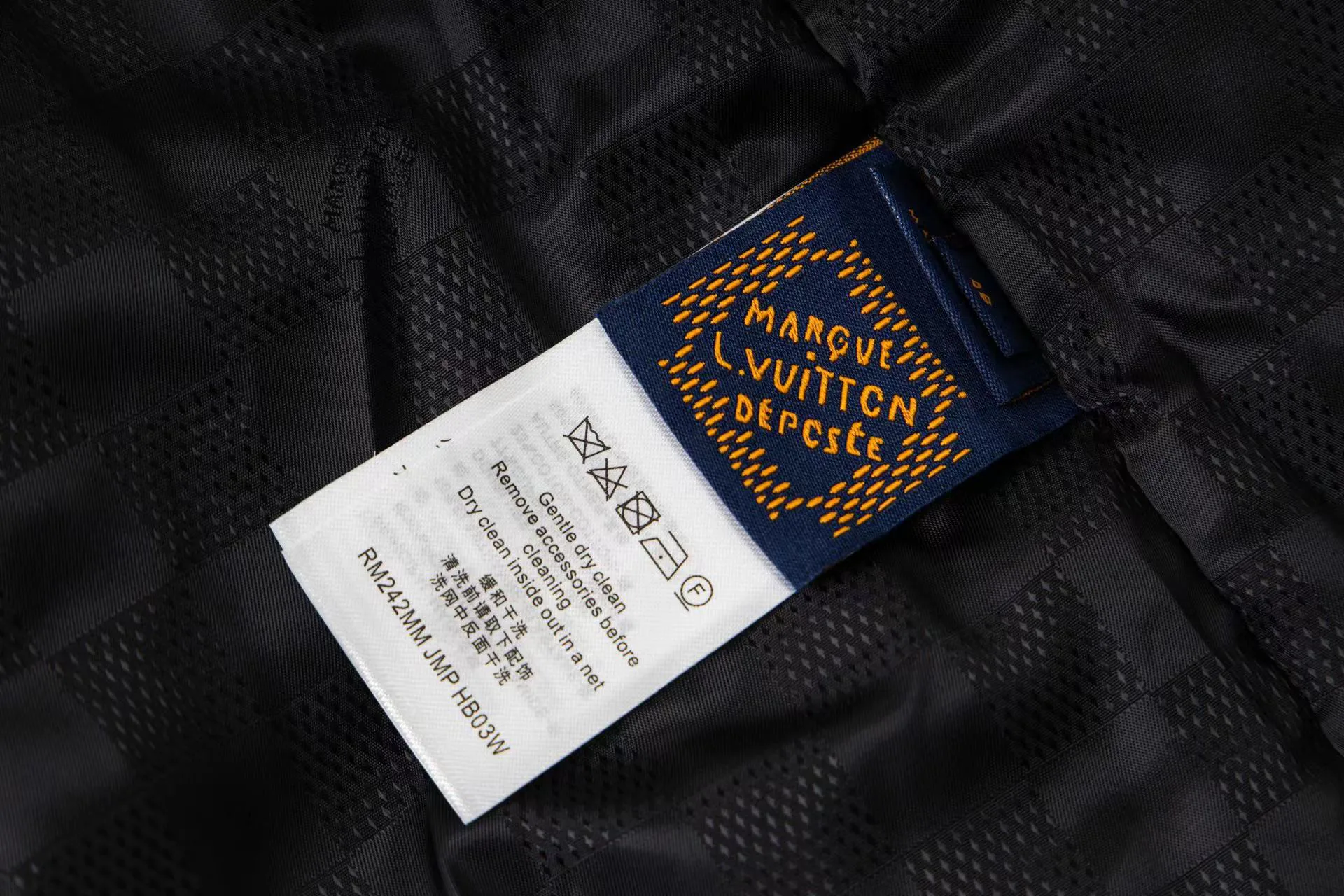 Men's Jackets And Down Jackets LOUIS VUITTON 18215645