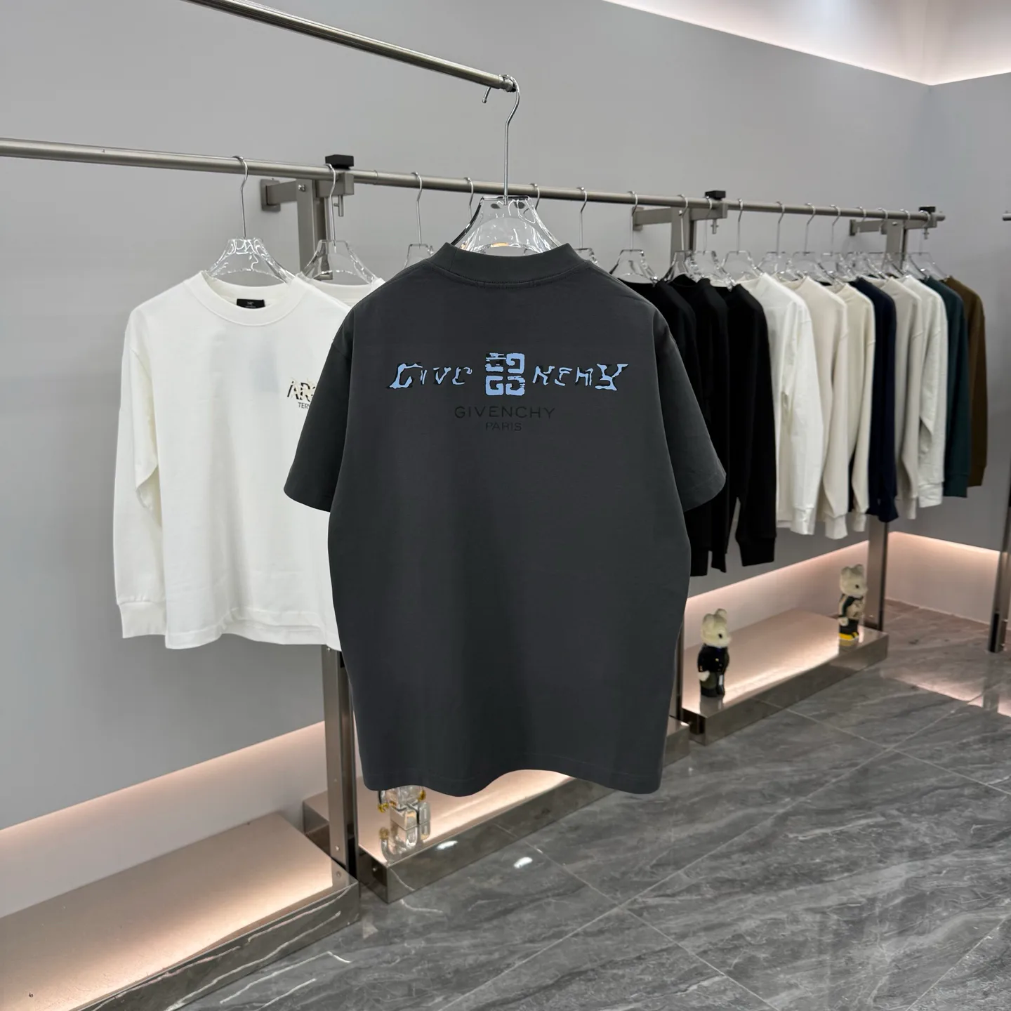 Men's T-Shirts GIVENCHY 17974726