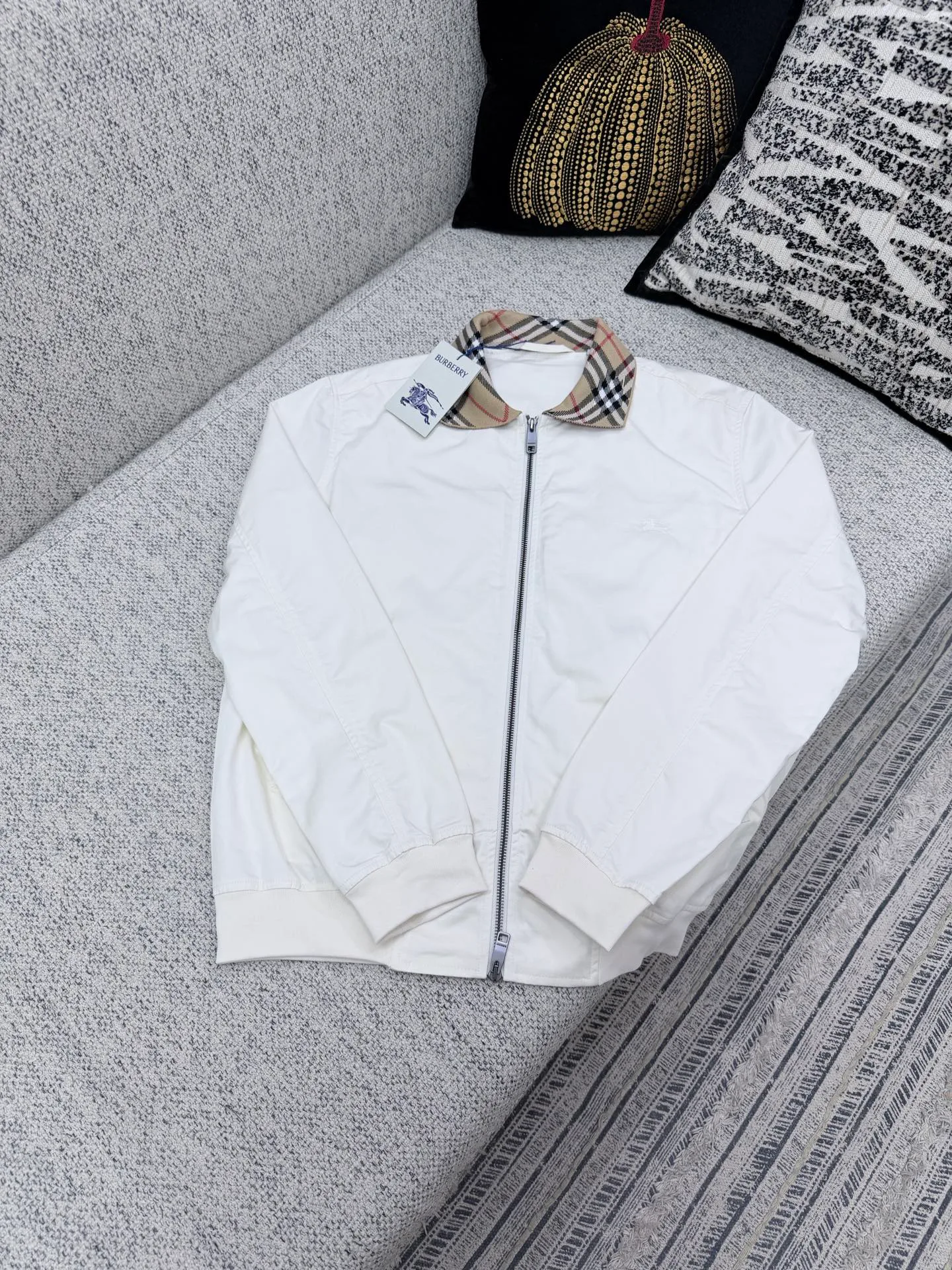 Men's Jackets And Down Jackets BURBERRY 18073967