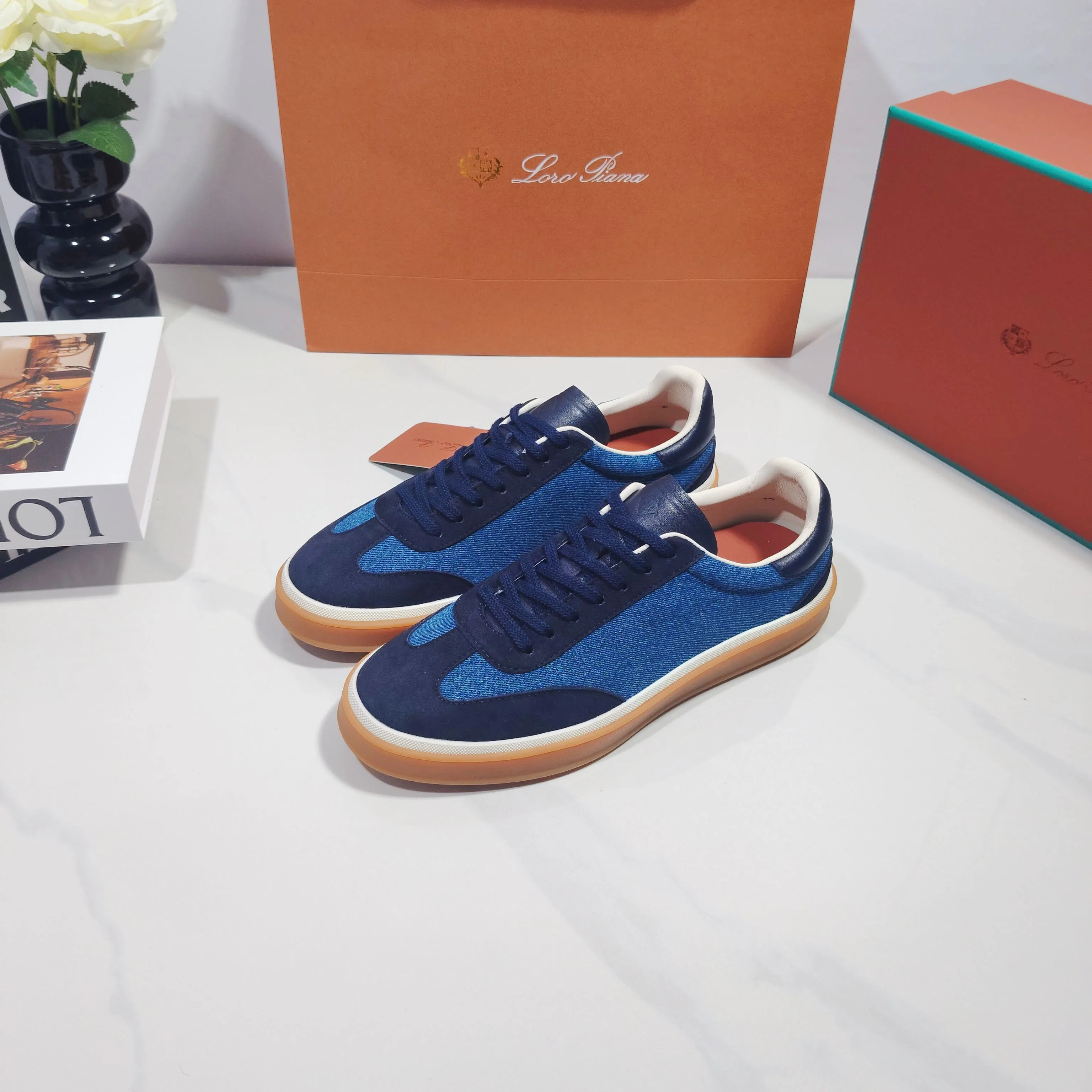 Women's Sneakers LORO PIANA 17961938