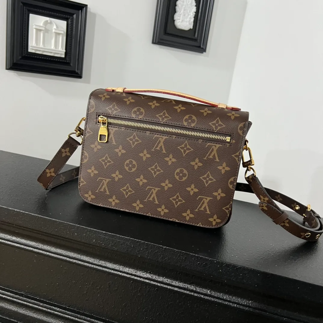 Сумки На Ремне Женские Louis Vuitton 18627725