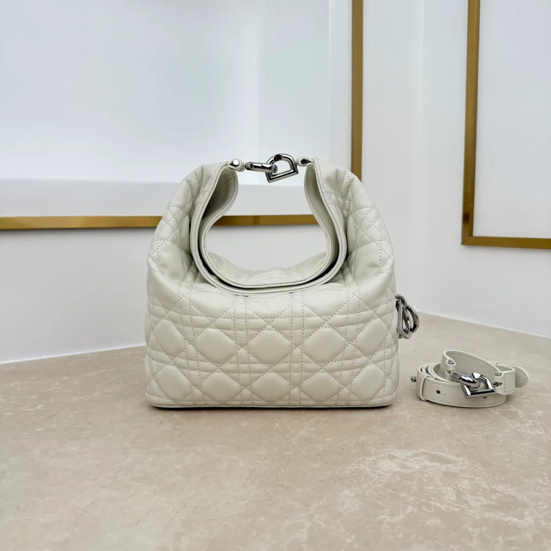 Women's Classic Handbags CHRISTIAN DIOR 18116293