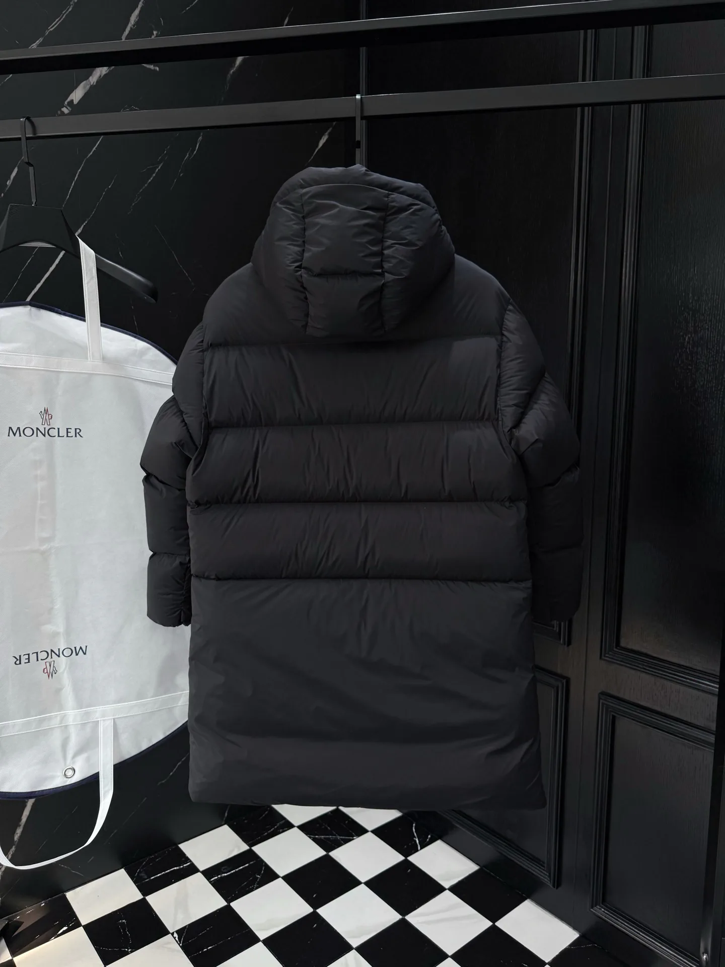 Куртки И Пуховики Мужские Moncler 18684465