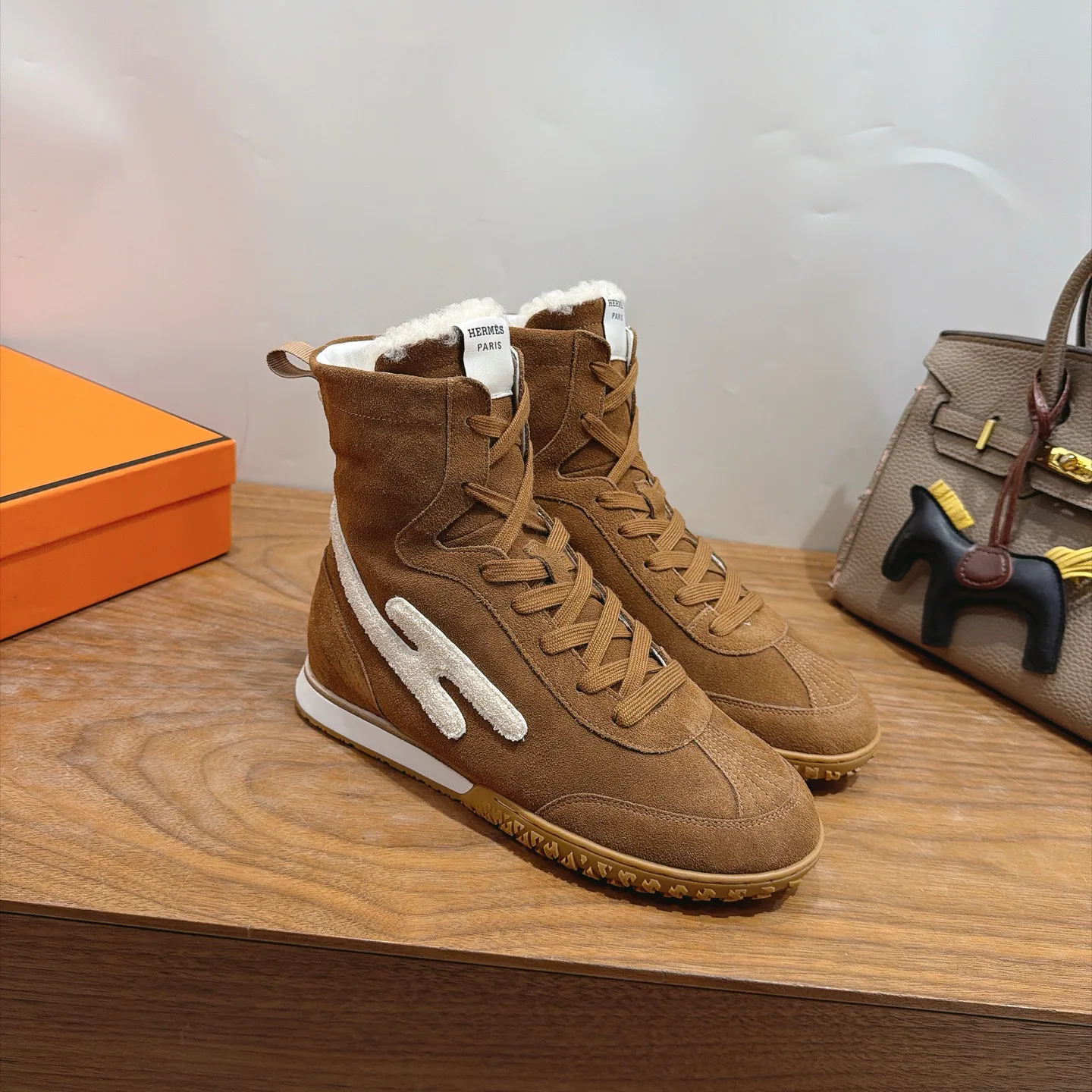 Women's Sneakers HERMES 17935236
