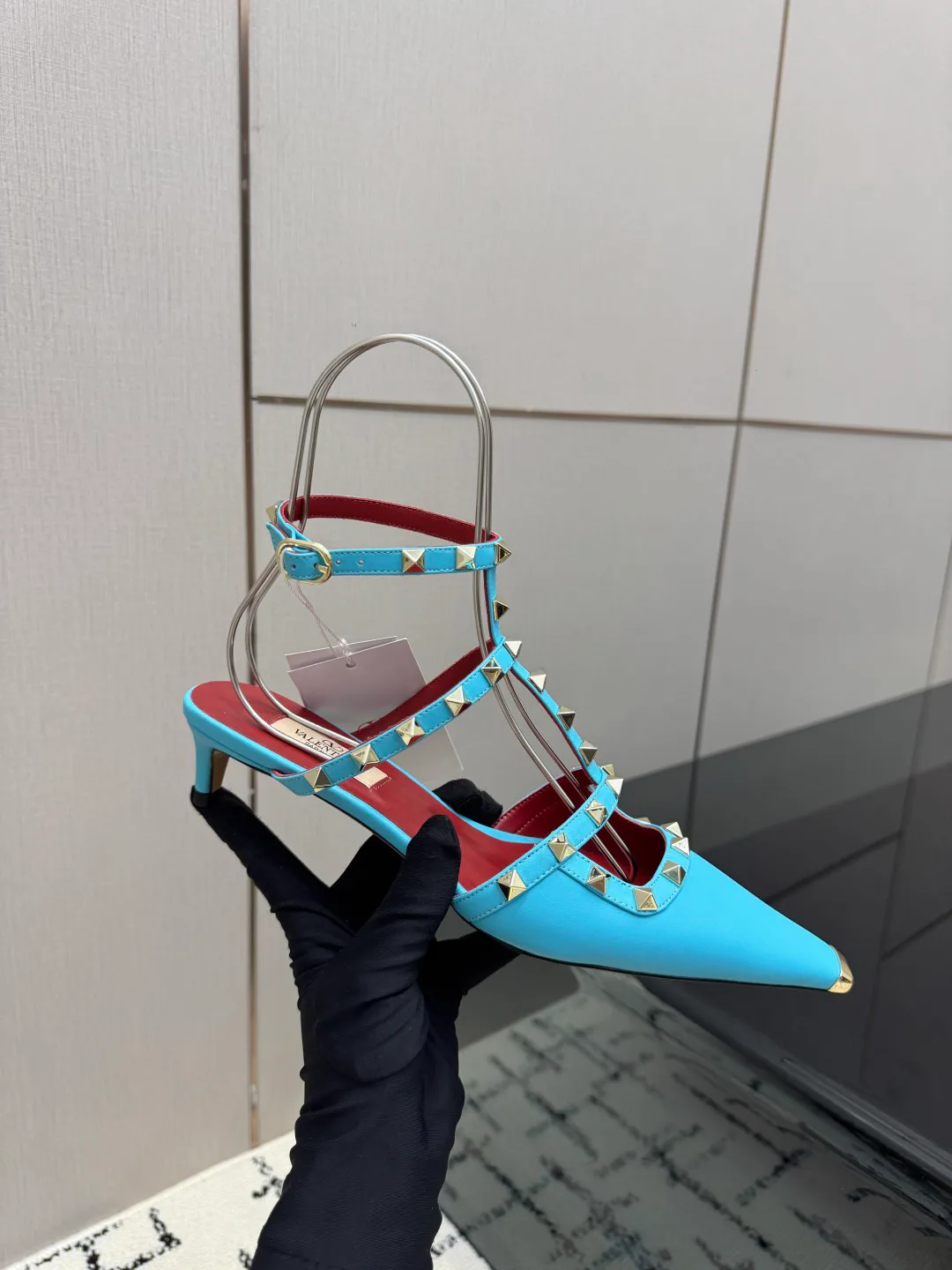 Women's Open-Toe Sandals VALENTINO 17594507