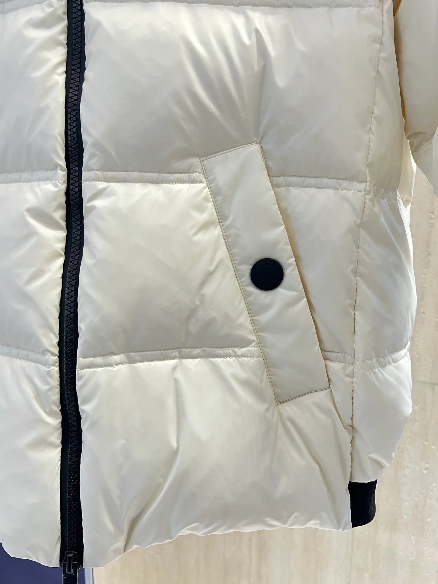 Men's Jackets And Down Jackets MONCLER 18330410