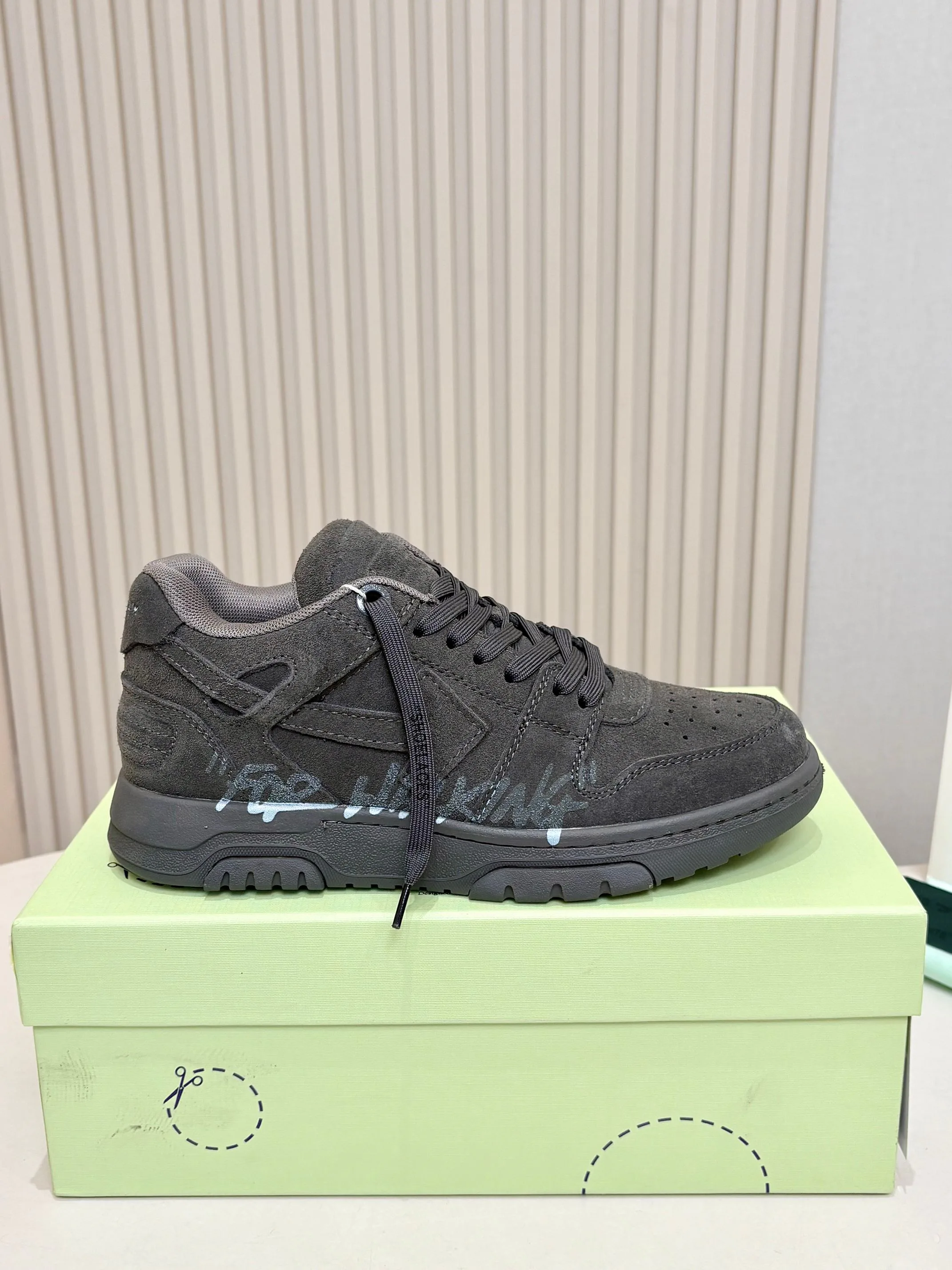 Women's Sneakers OFF-WHITE 18158688