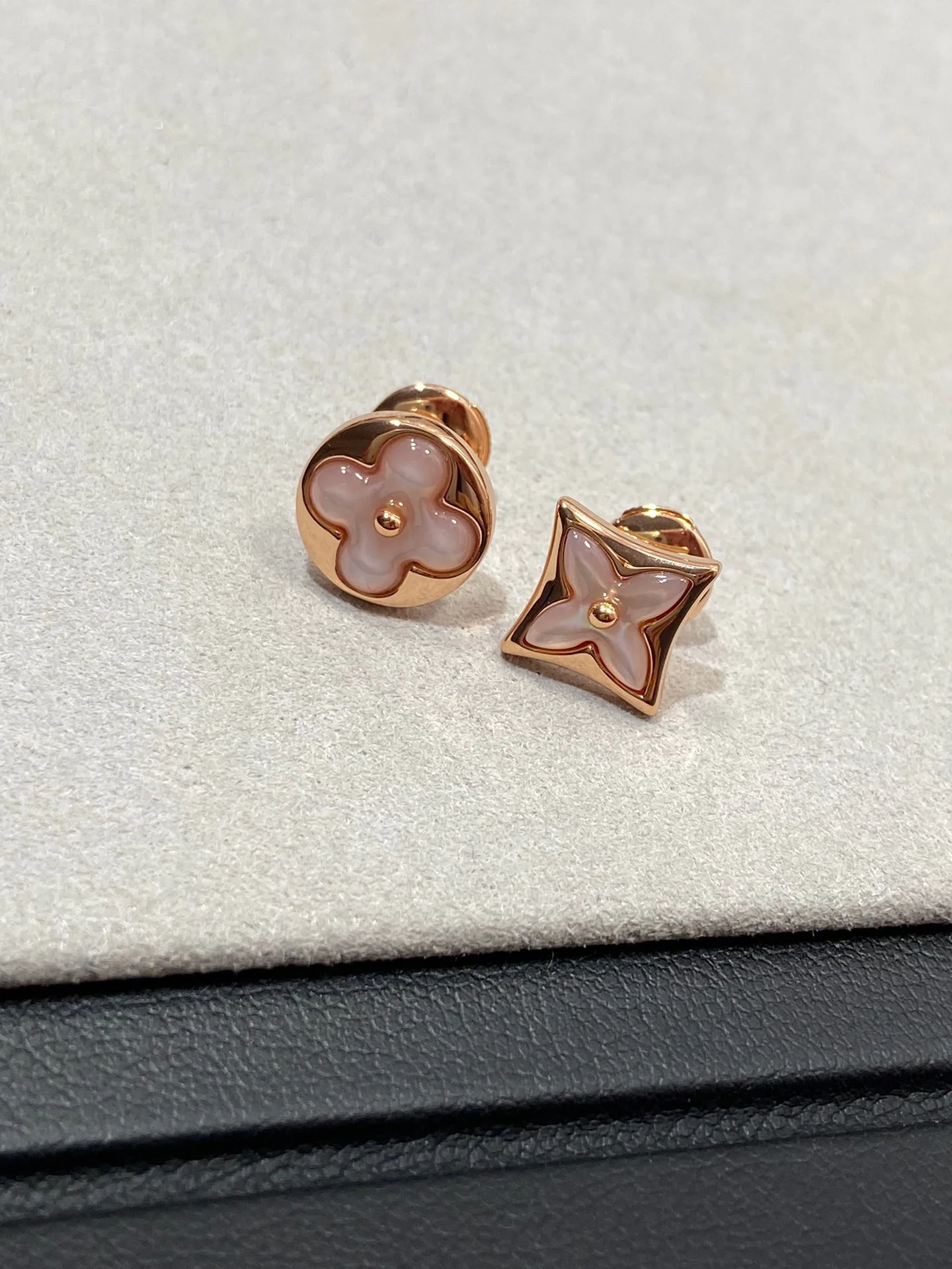 Jewelry LOUIS VUITTON 17819335
