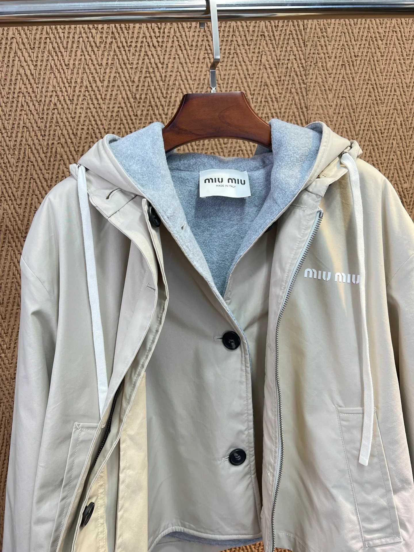 Women's Jackets And Down Jackets MIU MIU 18324213