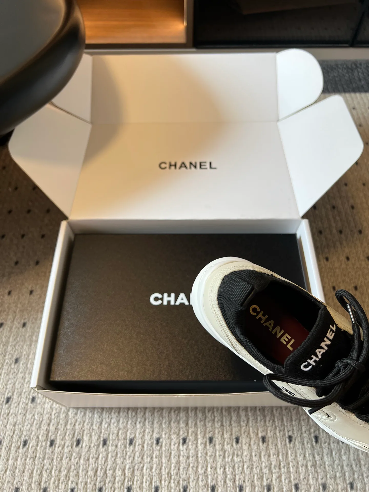 Women's Sneakers CHANEL 17793451