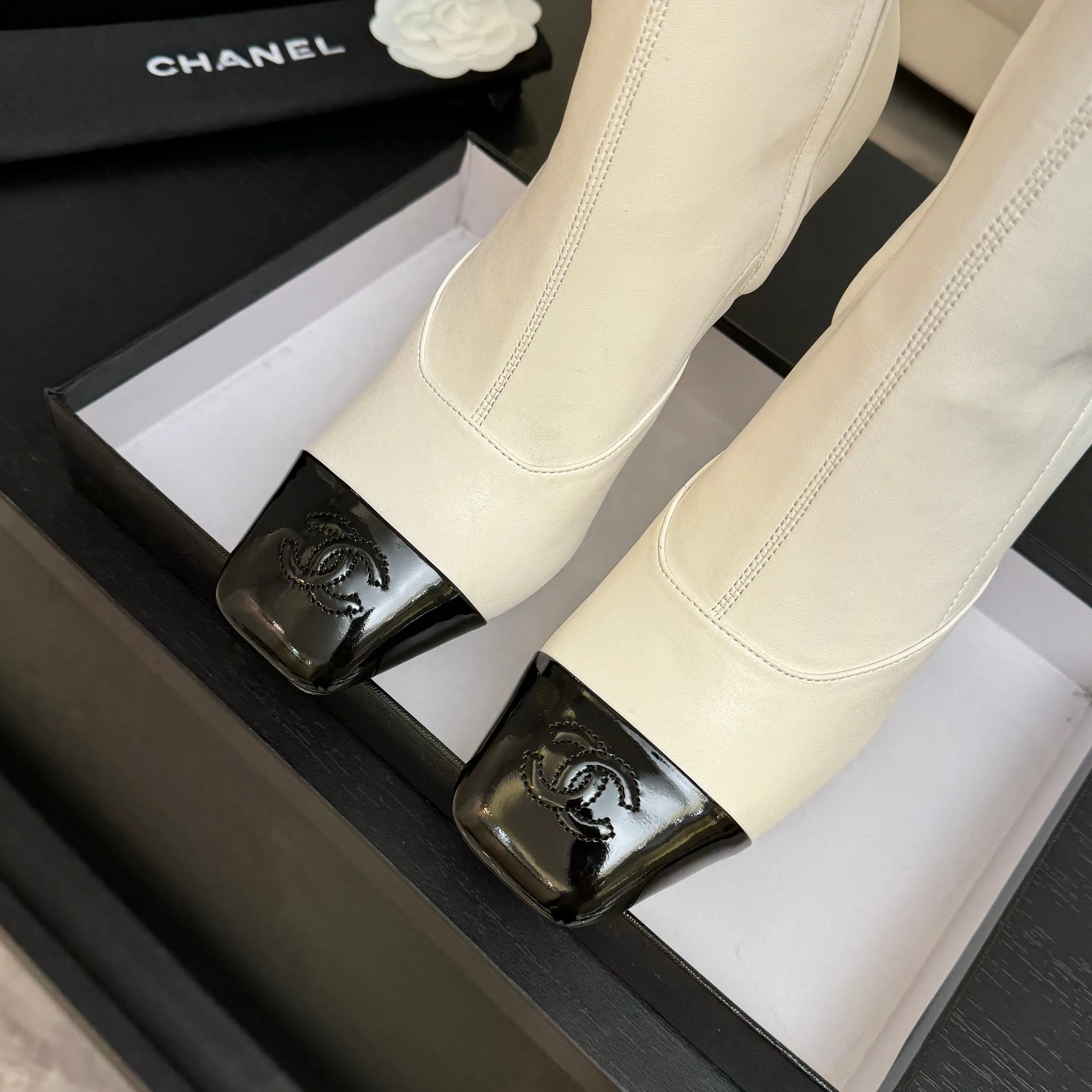 Women's Boots CHANEL 18500980