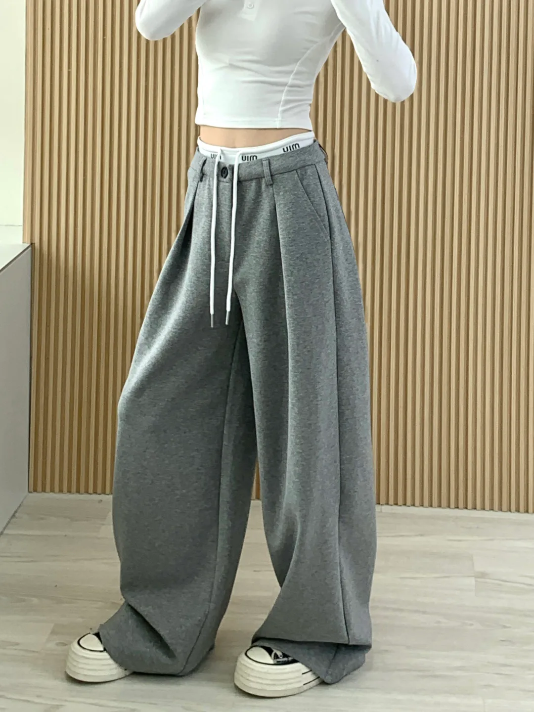 Women's Trousers MIU MIU 18199264