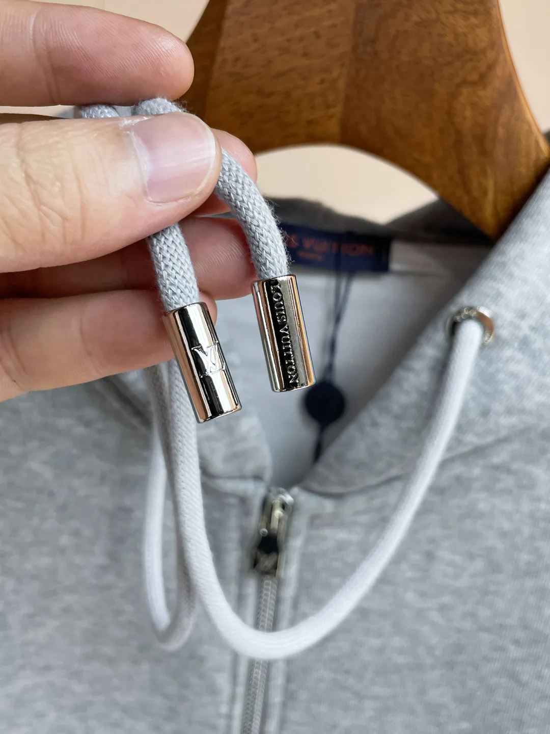 Men's Sweatshirts And Hoodies LOUIS VUITTON 18340427