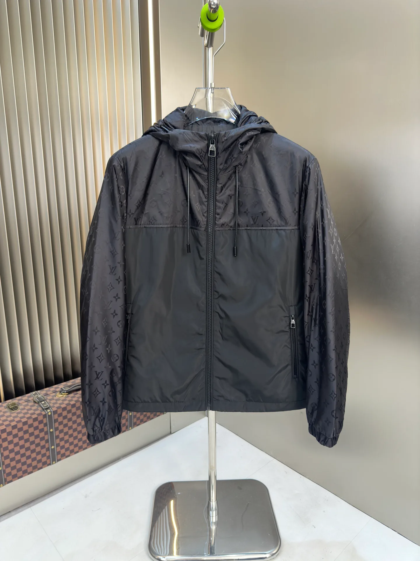 Men's Jackets And Down Jackets LOUIS VUITTON 17966713