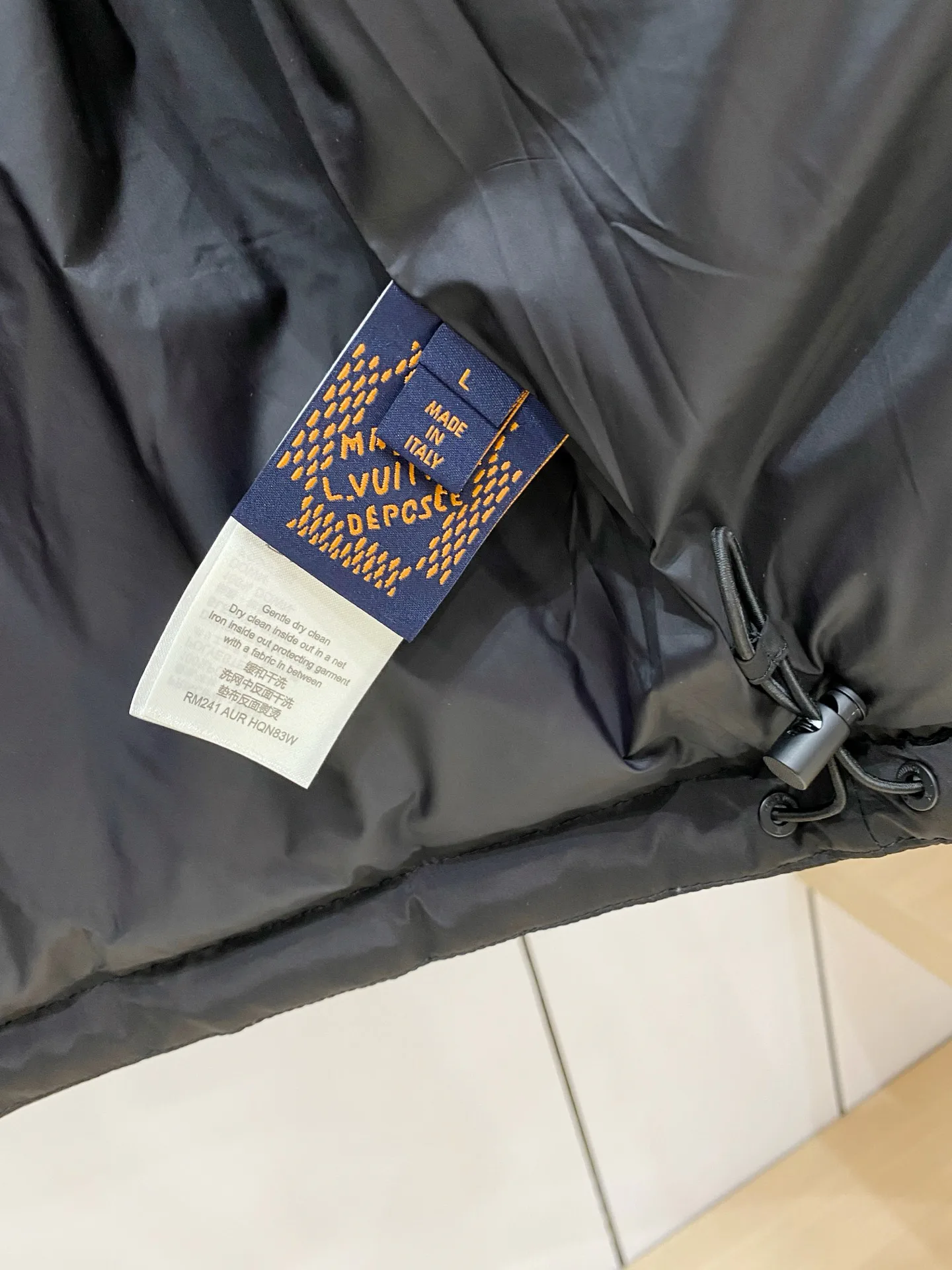 Куртки И Пуховики Мужские Louis Vuitton 18584897