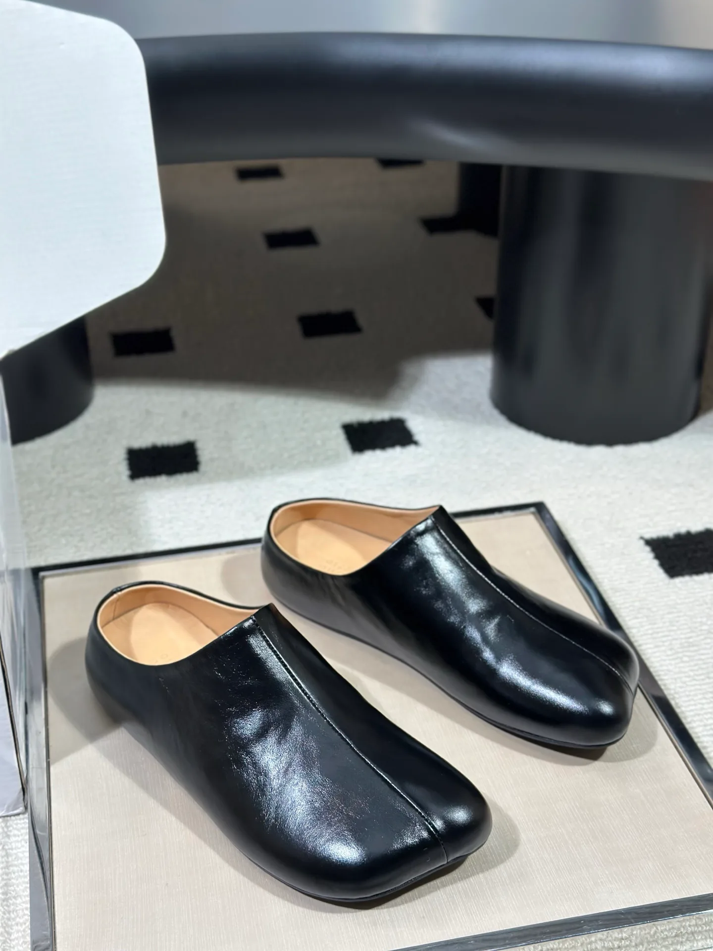 Women's Mules And Clogs MAISON MARGIELA 18041745