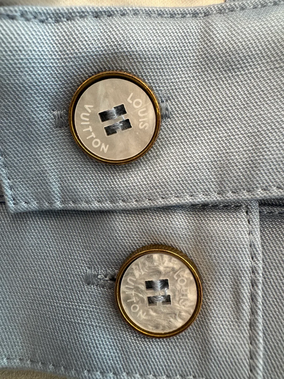 Women's Jackets And Down Jackets LOUIS VUITTON 17463248