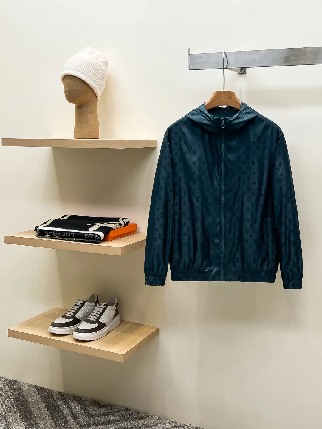 Men's Jackets And Down Jackets LOUIS VUITTON 18499130