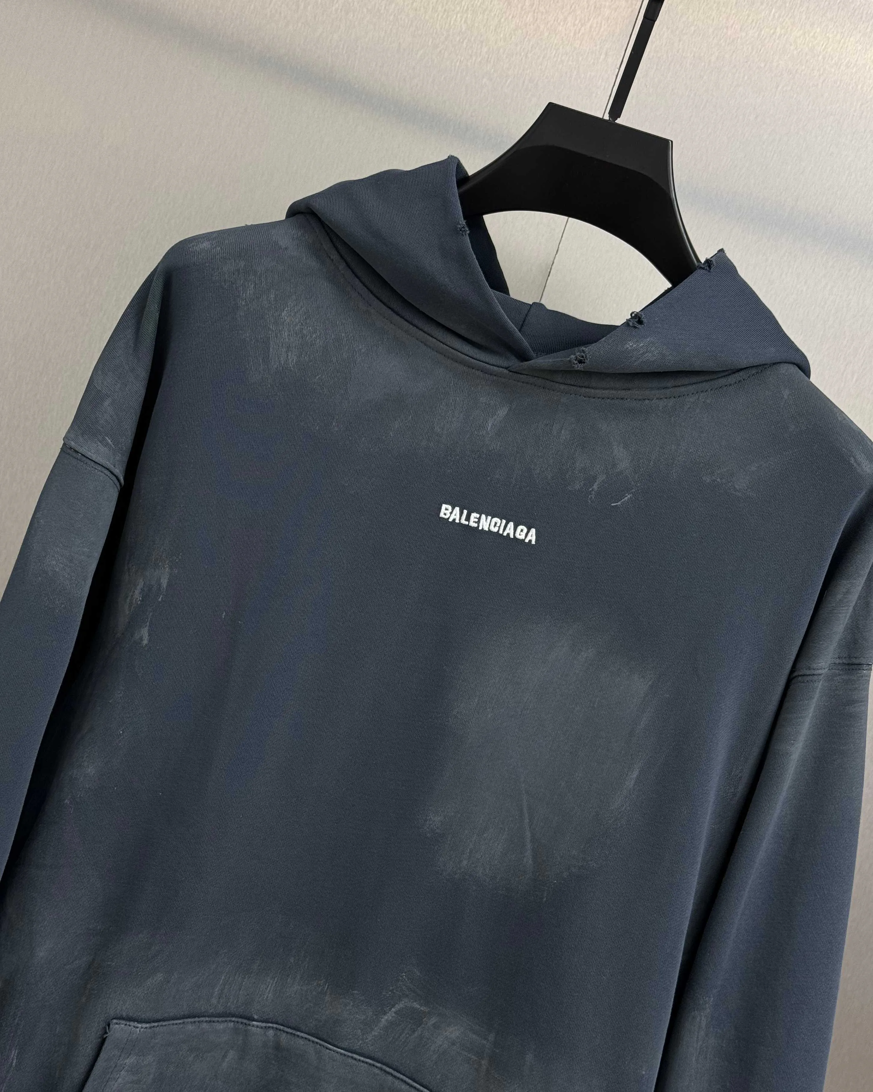 Men's Sweatshirts And Hoodies BALENCIAGA 18189743