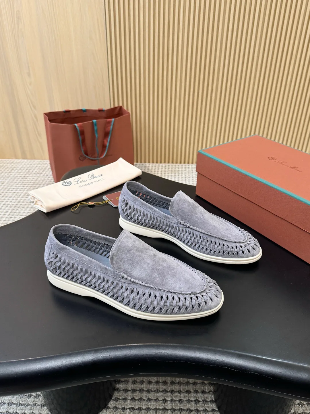 Women's Loafers And Moccasins LORO PIANA 18233086