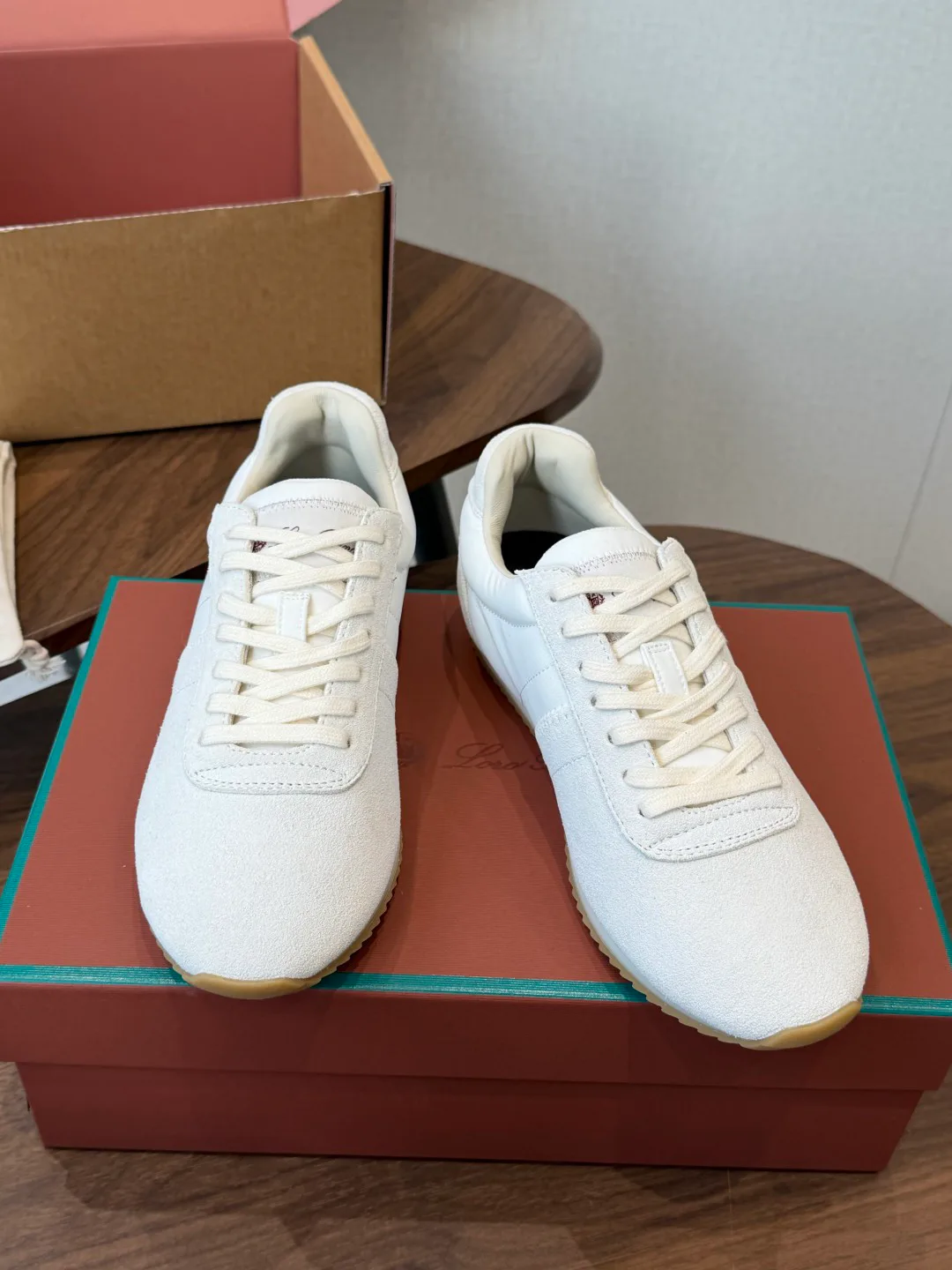 Women's Sneakers LORO PIANA 17535458