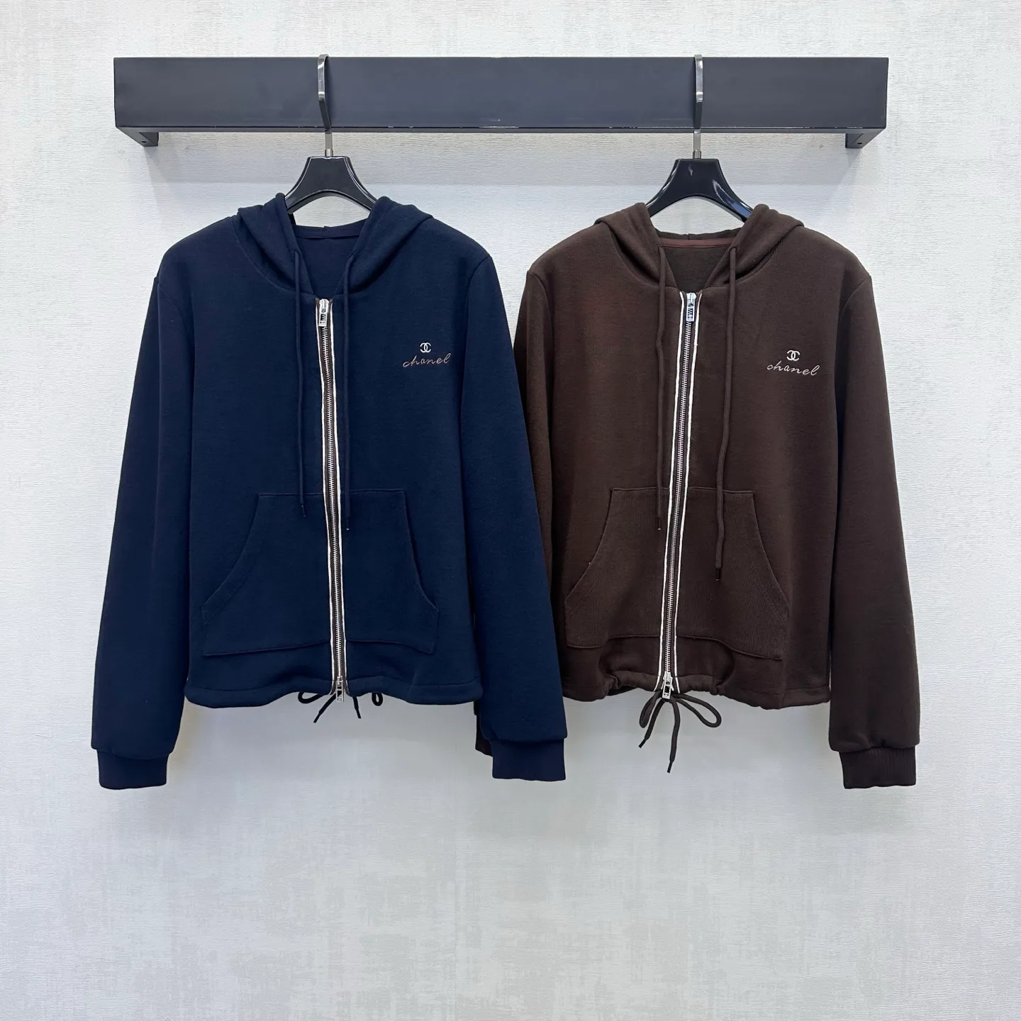 Women's Sweatshirts And Hoodies CHANEL 18023412