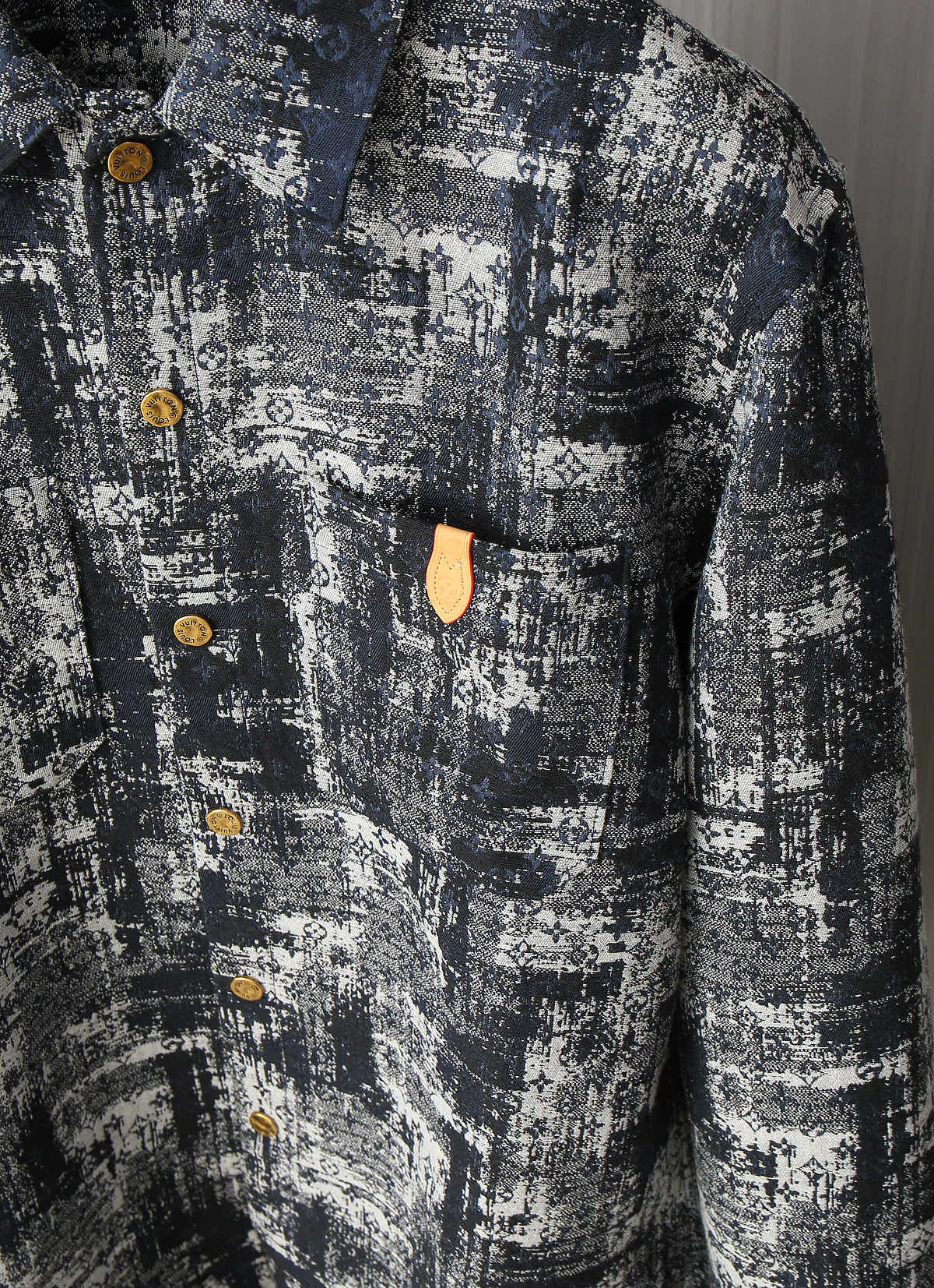 Men's Shirts LOUIS VUITTON 18256406