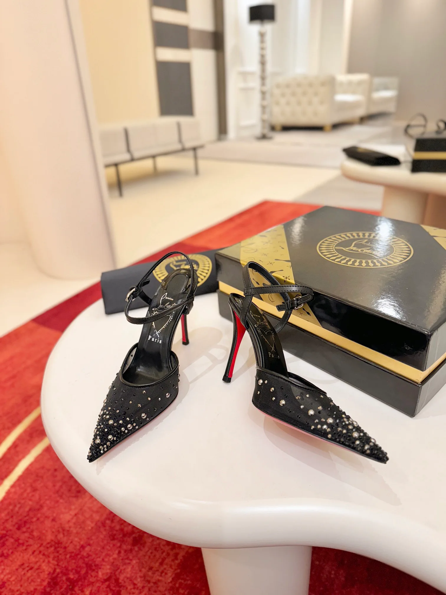 Women's Heels CHRISTIAN LOUBOUTIN 17163238