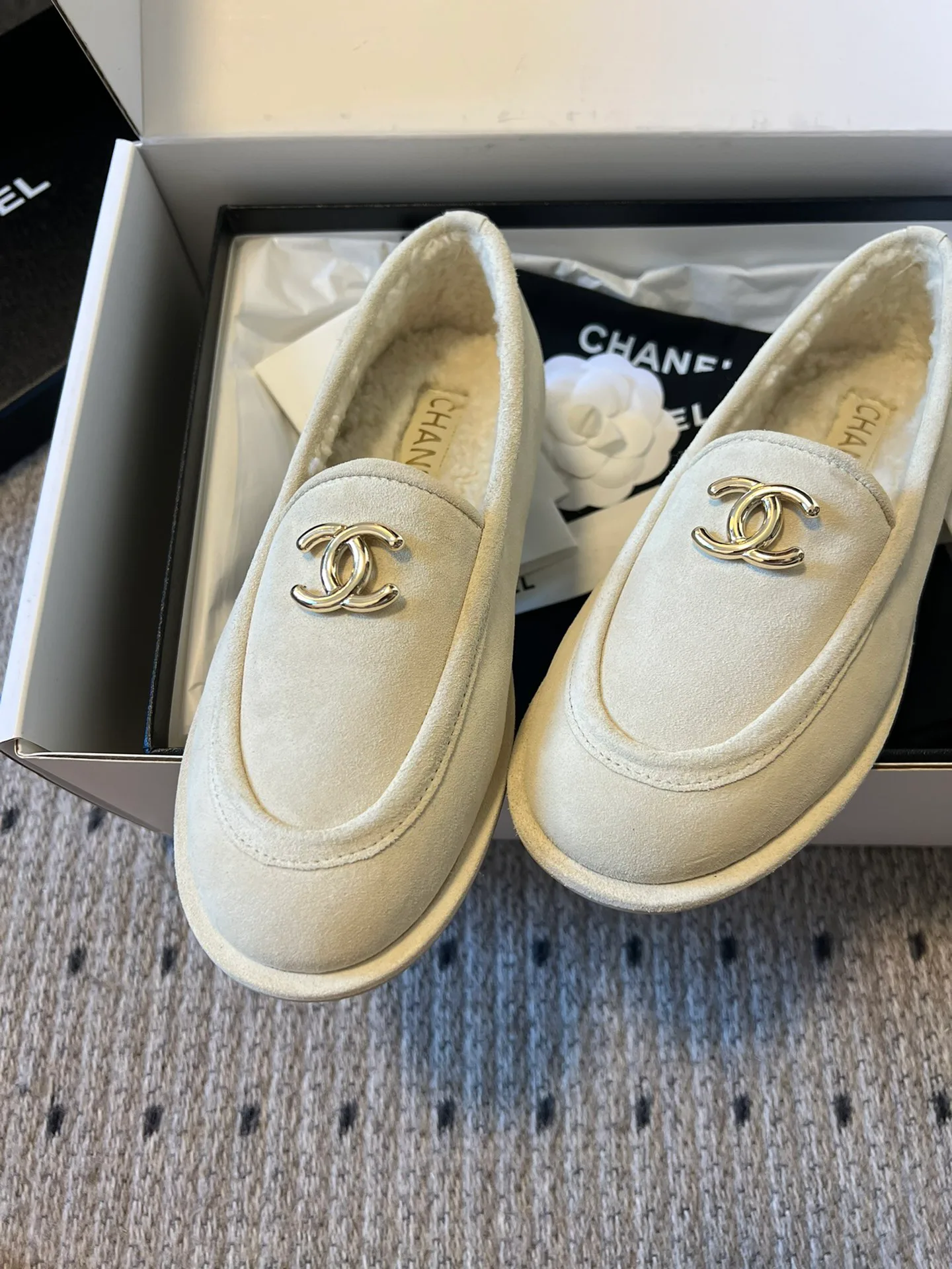 Women's Loafers And Moccasins CHANEL 17822829