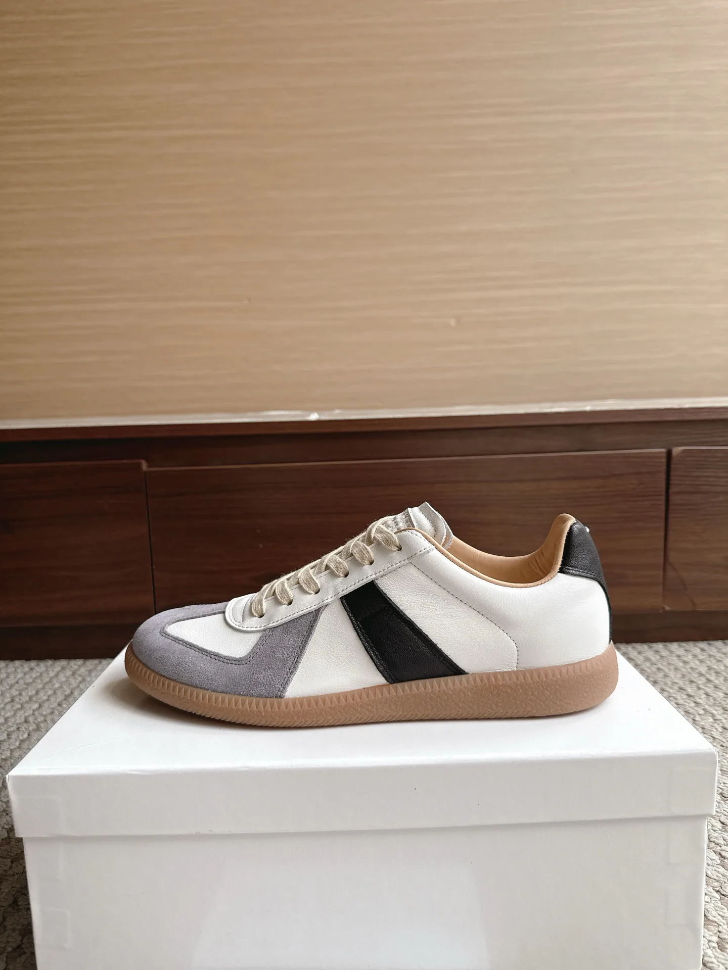 Men's Sneakers MAISON MARGIELA 17607637
