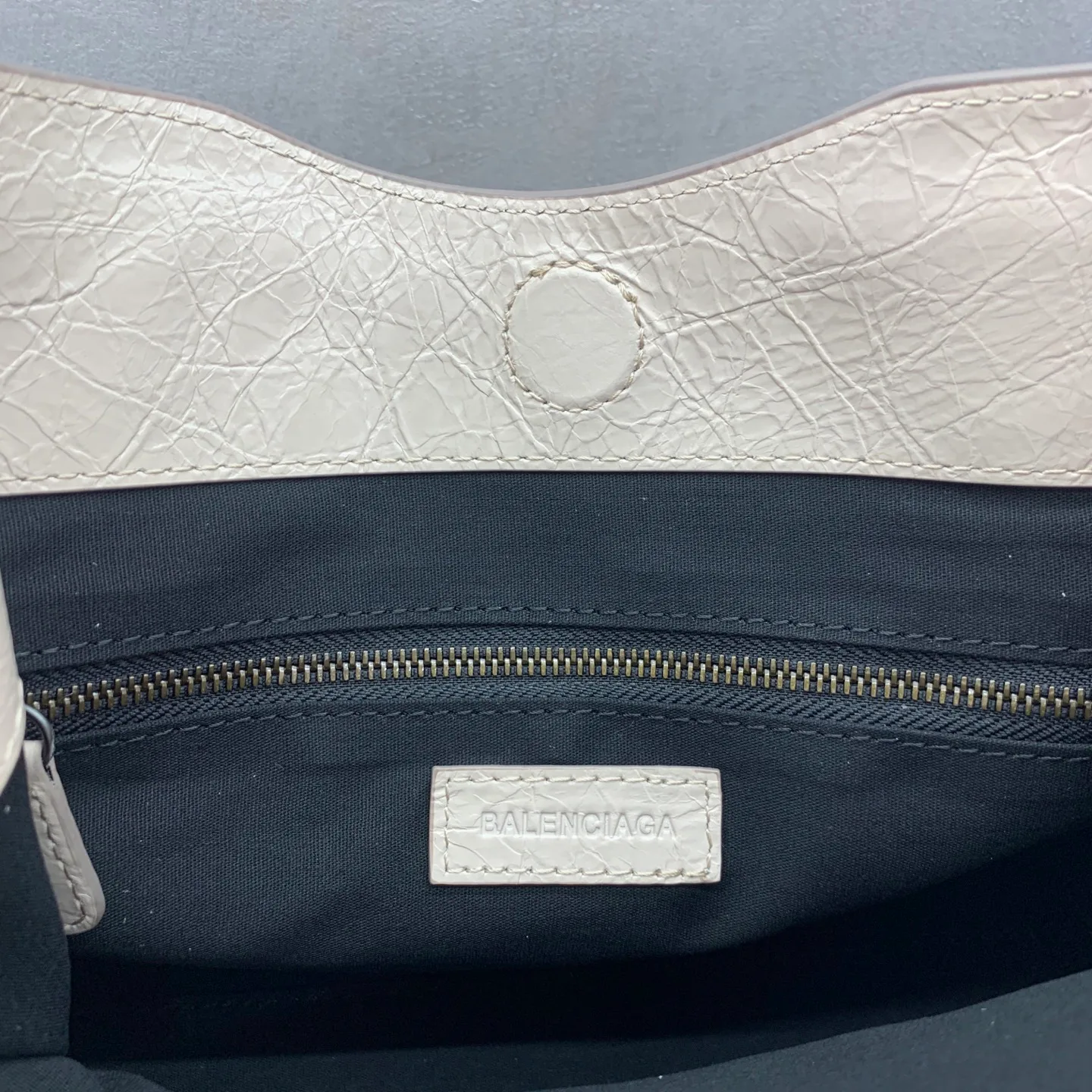 Women's Classic Handbags BALENCIAGA 18509145