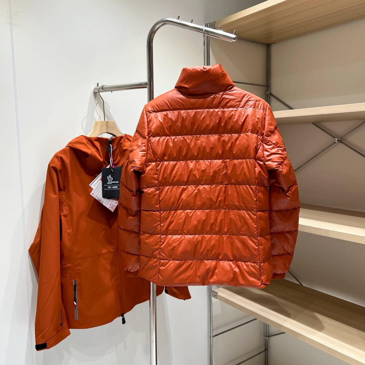 Women's Jackets And Down Jackets MONCLER 18131362