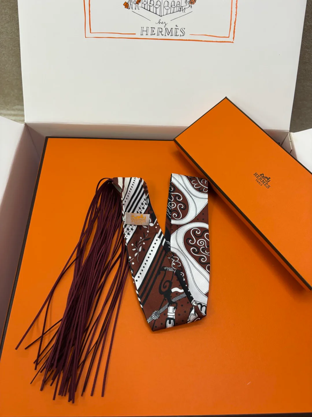 Silk Scarves HERMES 18302281
