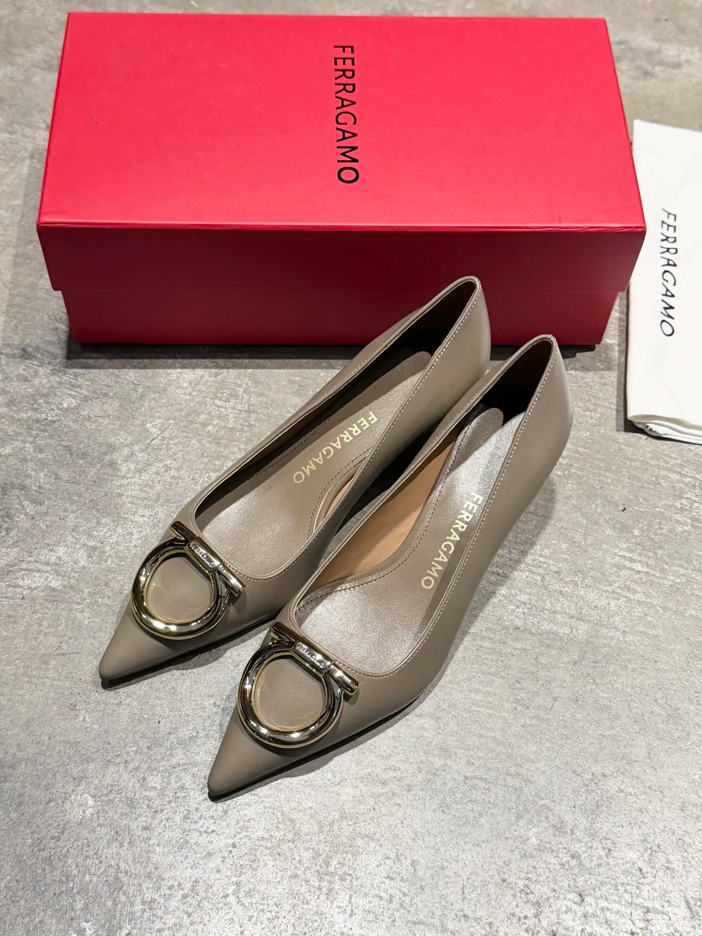 Women's Heels SALVATORE FERRAGAMO 17897963