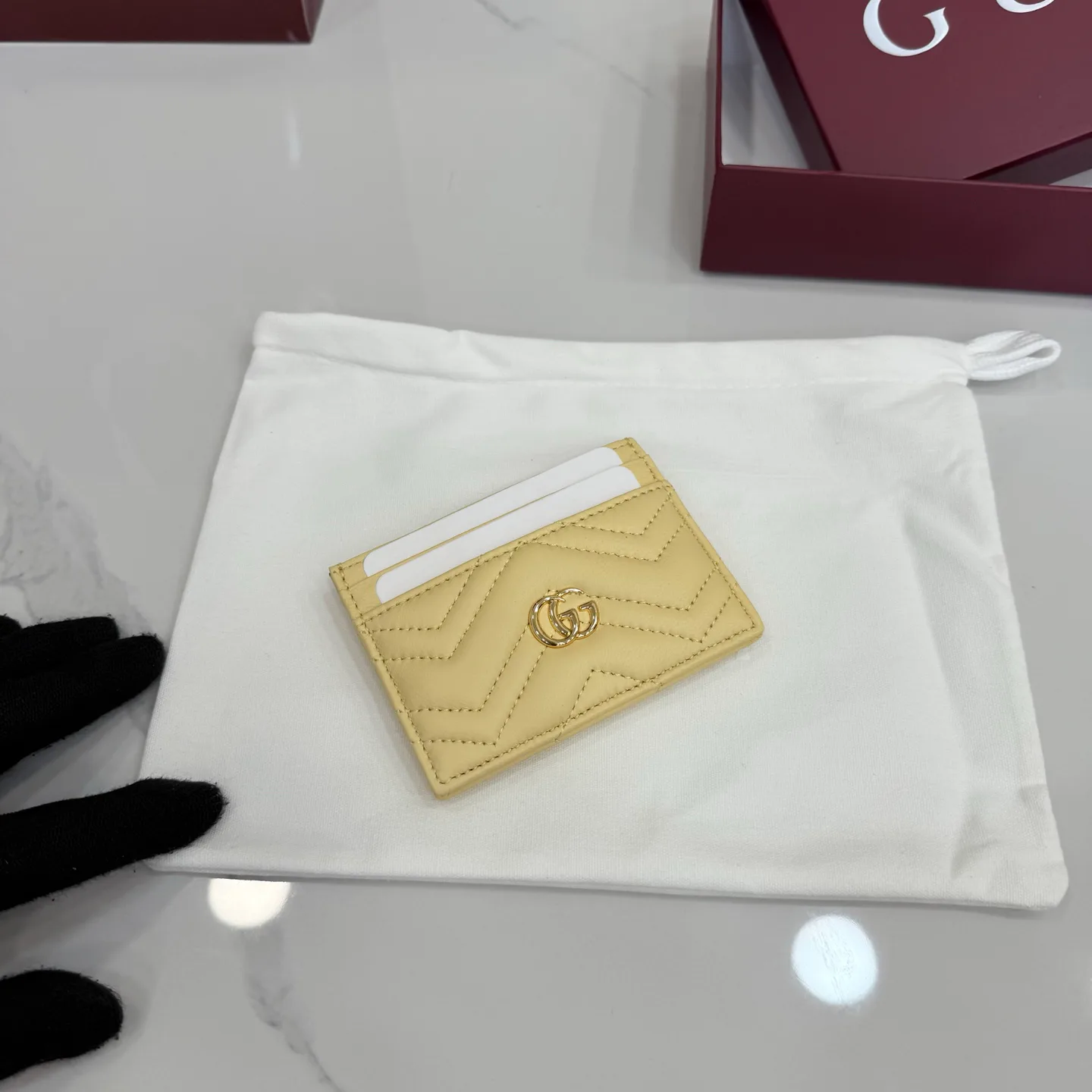 Women's Clutches GUCCI 17948239