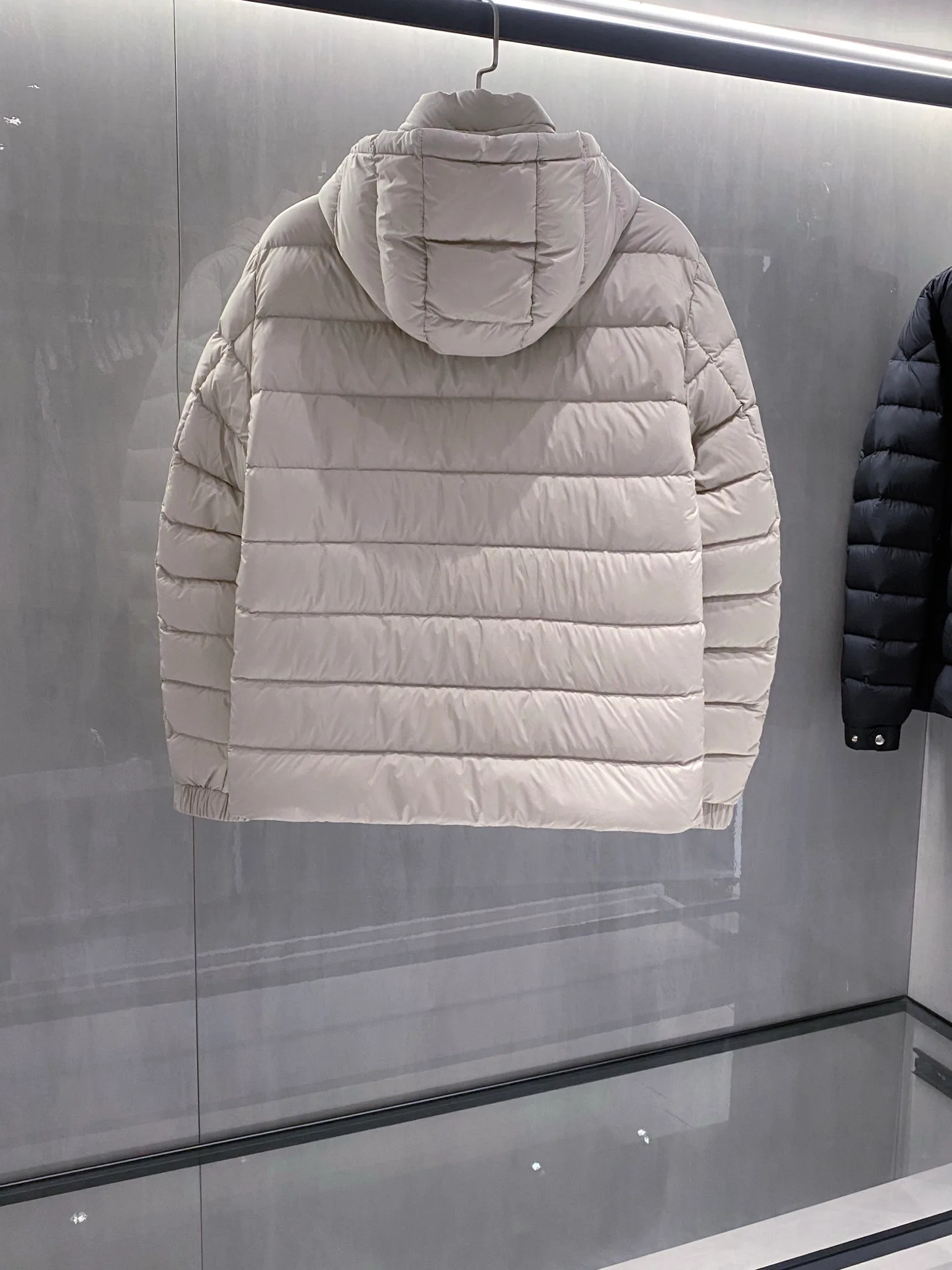 Куртки И Пуховики Мужские Moncler 18572366
