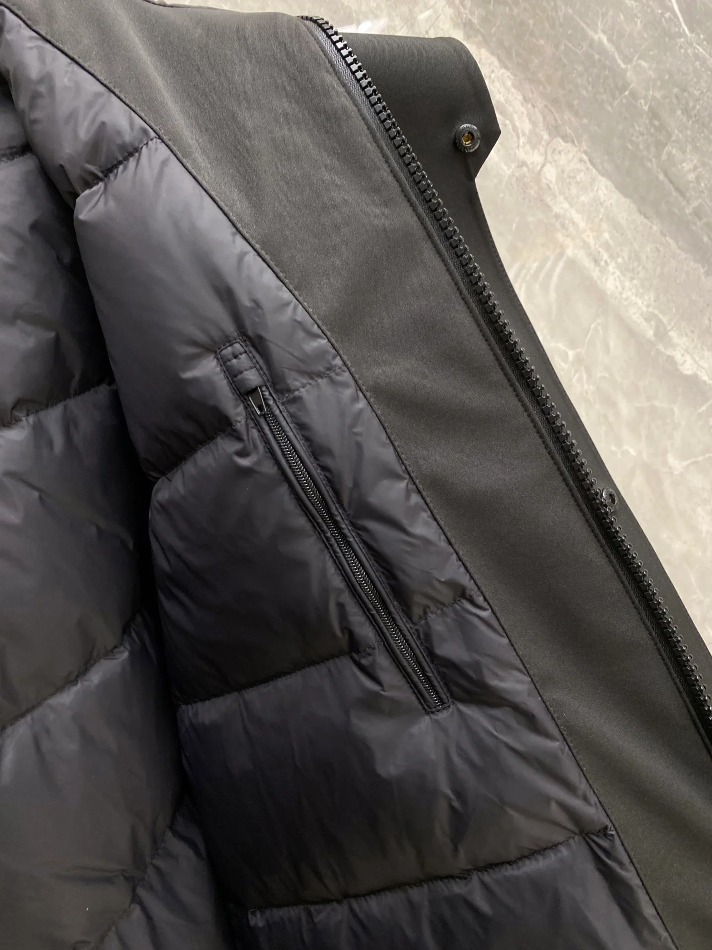 Men's Jackets And Down Jackets MONCLER 18348644