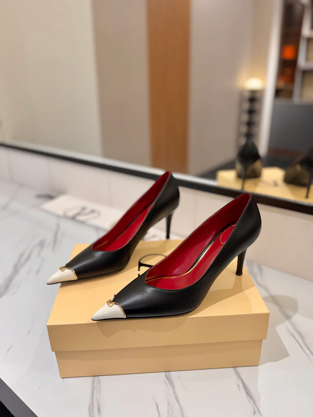 Women's Heels VALENTINO 18134933