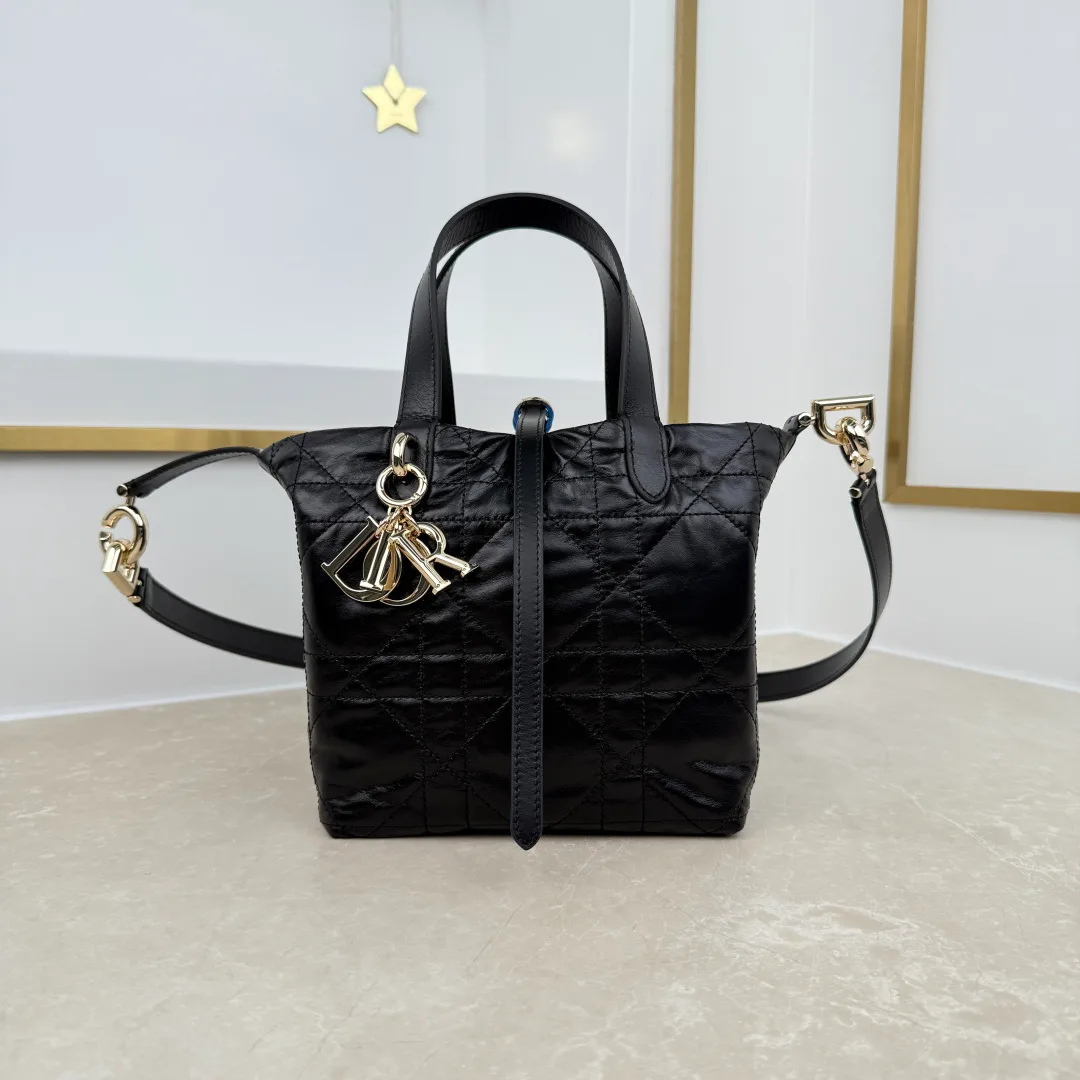 Классические Сумки Женские Christian Dior 18573903