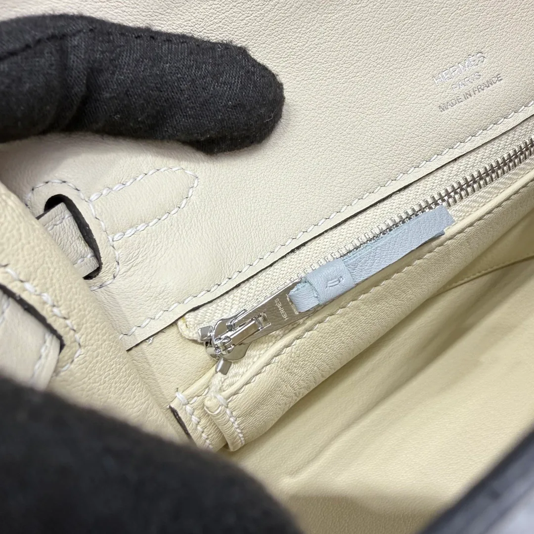 Women's Classic Handbags HERMES 18394574