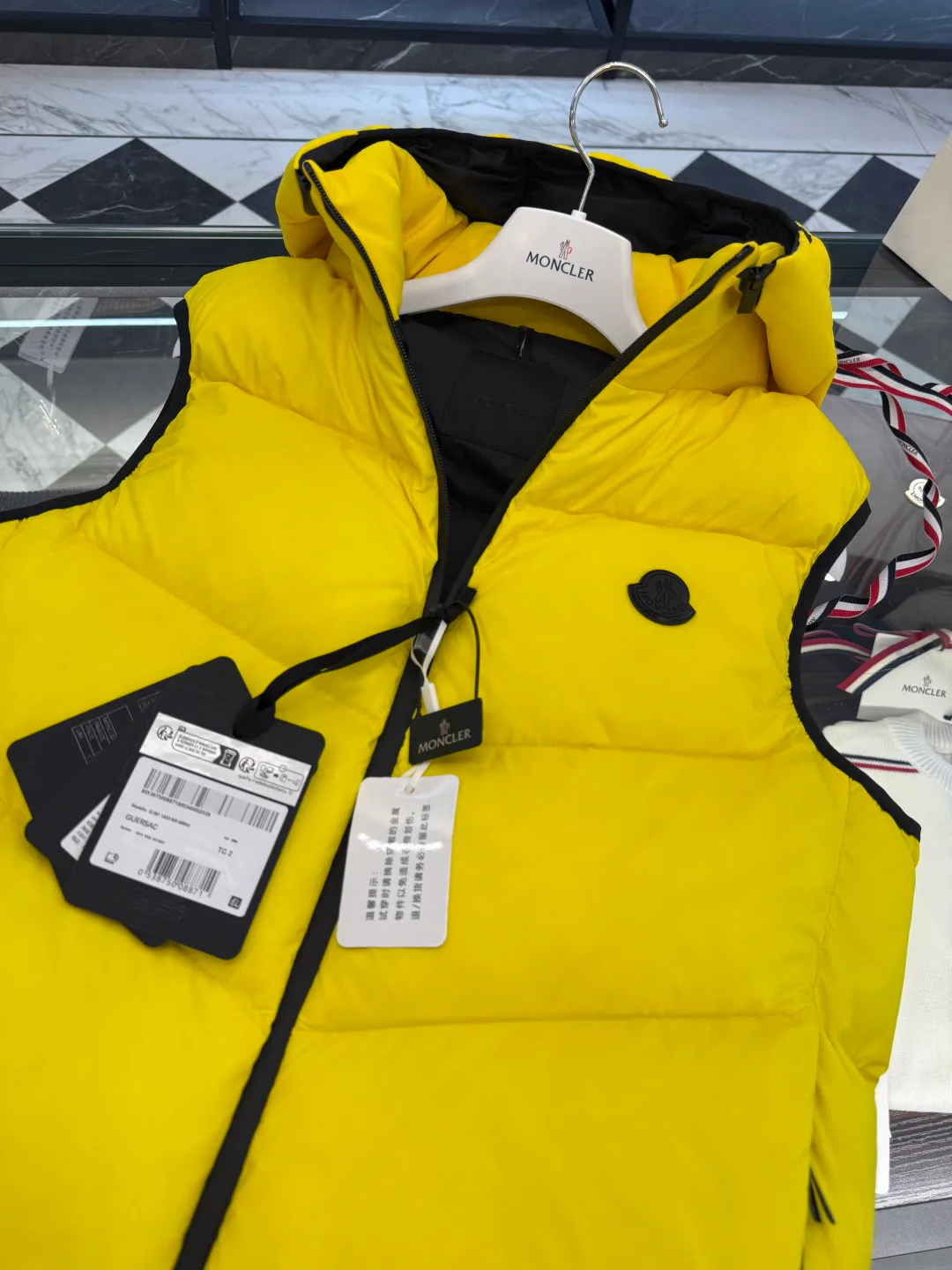 Men's Vests MONCLER 18007721