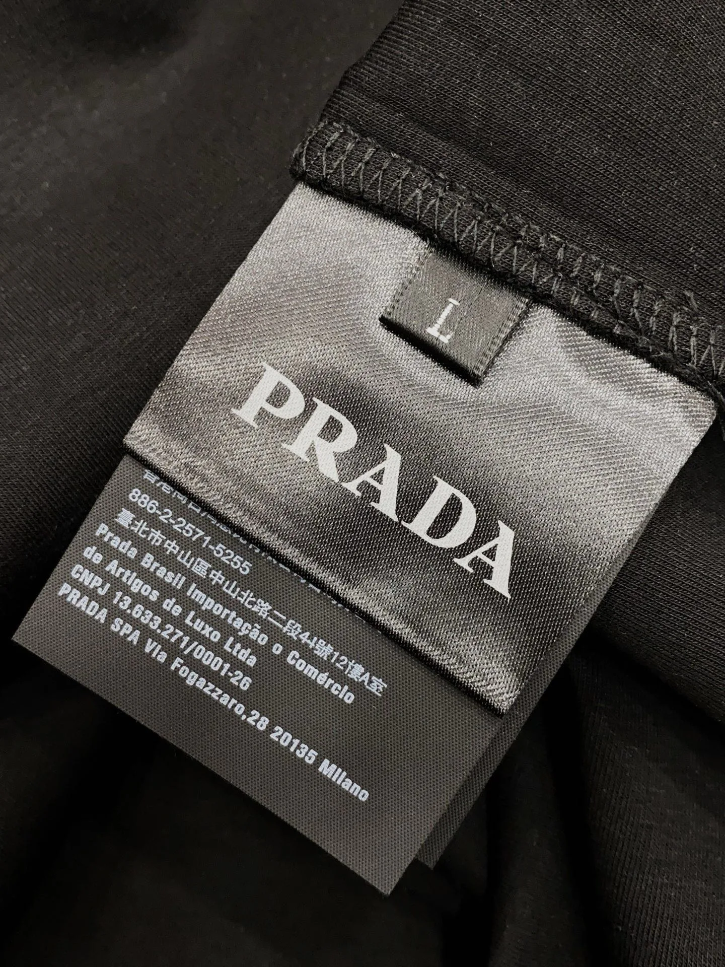 Men's T-Shirts PRADA 17973719