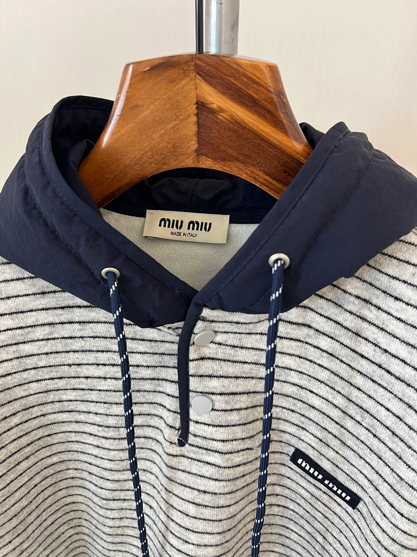 Men's Sweatshirts And Hoodies MIU MIU 18080575