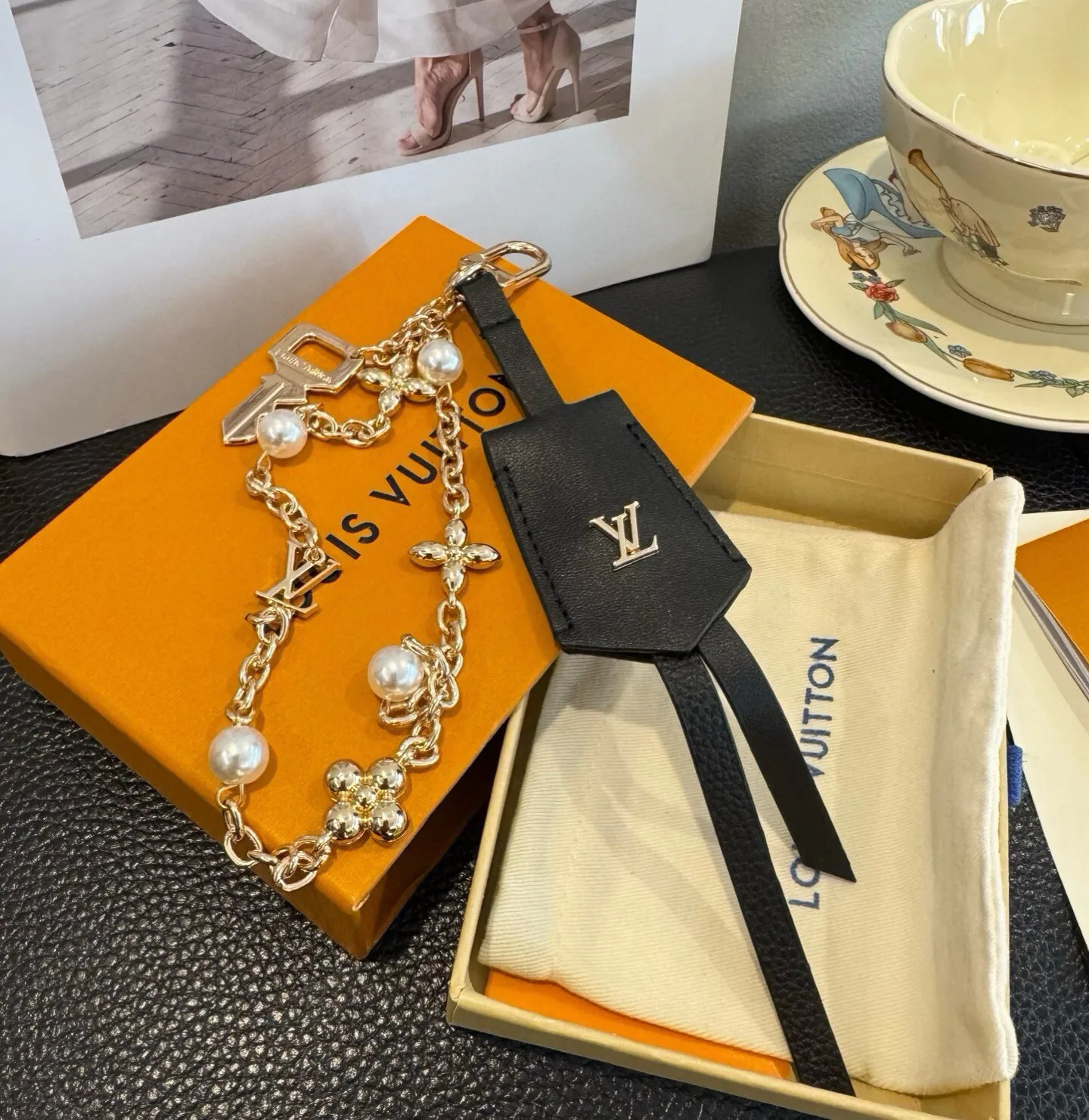 Key Cases LOUIS VUITTON 18013294