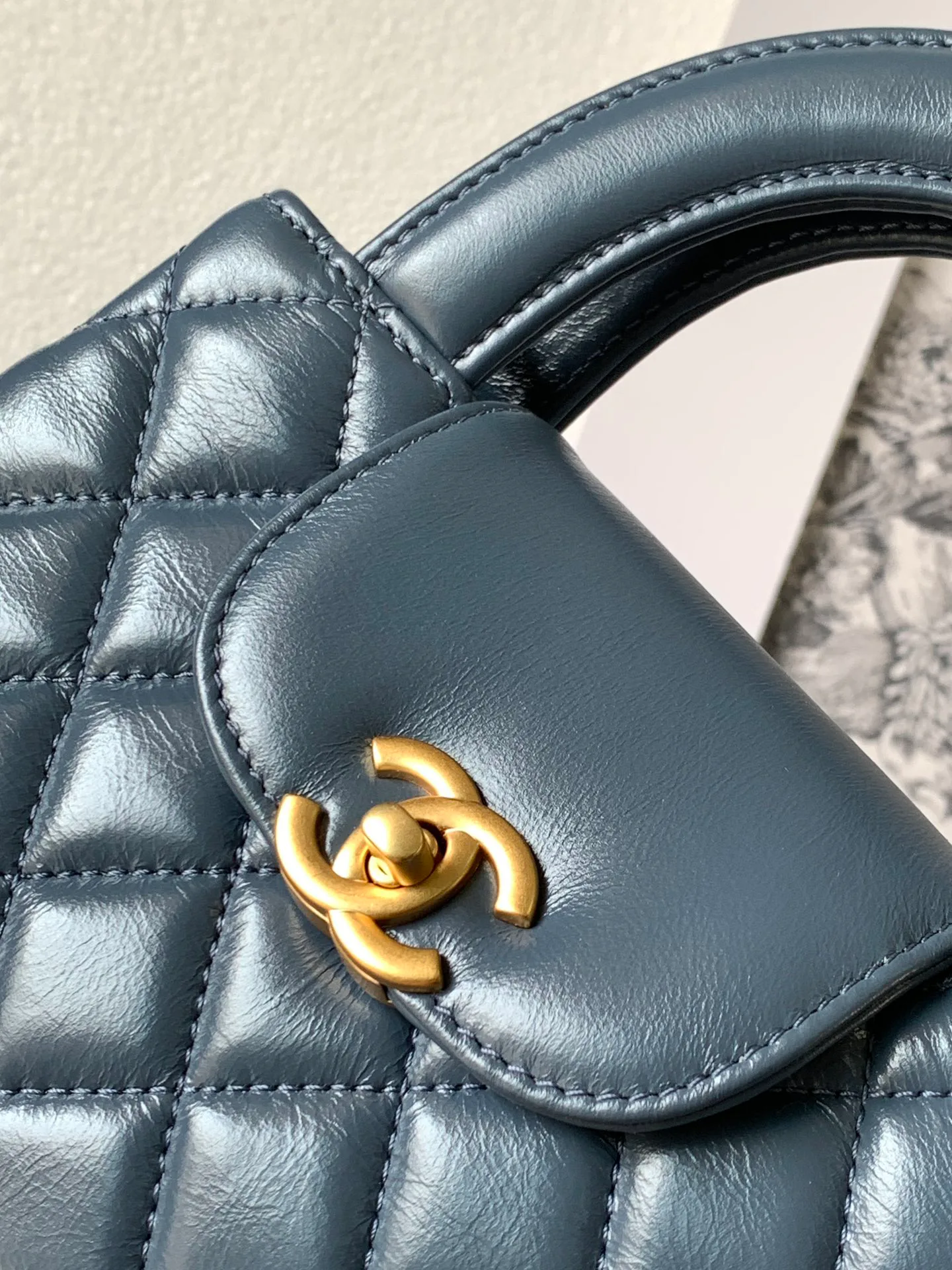 Women's Classic Handbags CHANEL 17498578