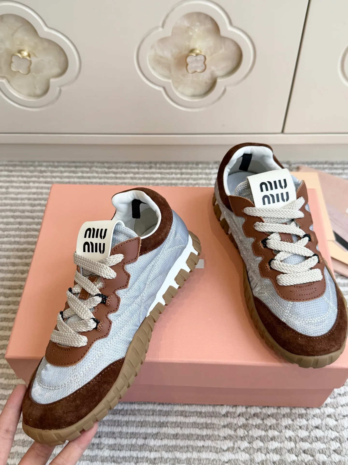 Кроссовки Женские Miu Miu 18559241